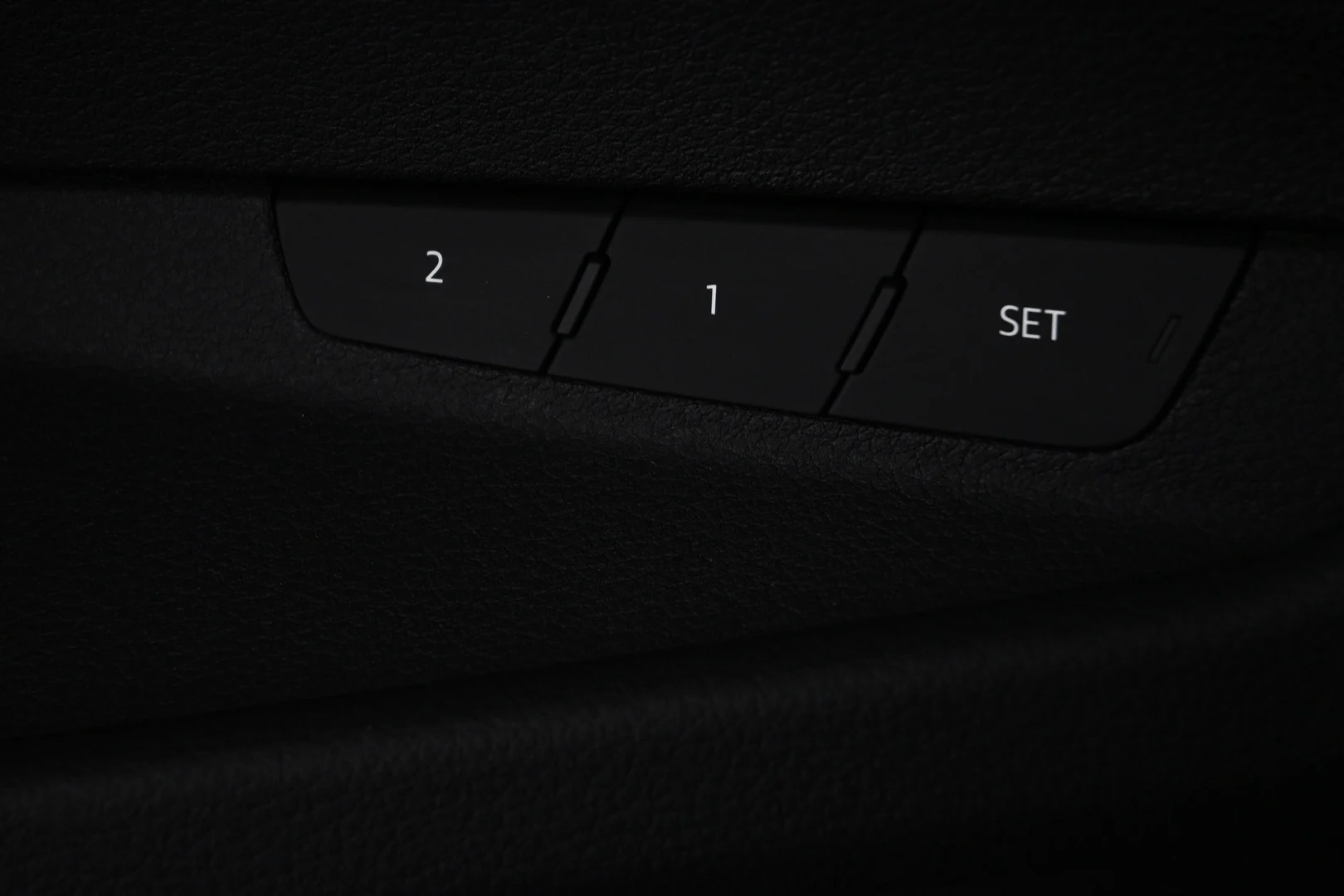 Car Image - 3riC4g8fRZ3QSuaNiKjeNV