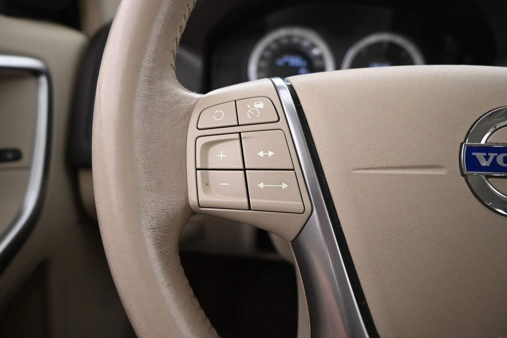 Car Image - 4IT9sEp8cEHjXu0O9qbwHK