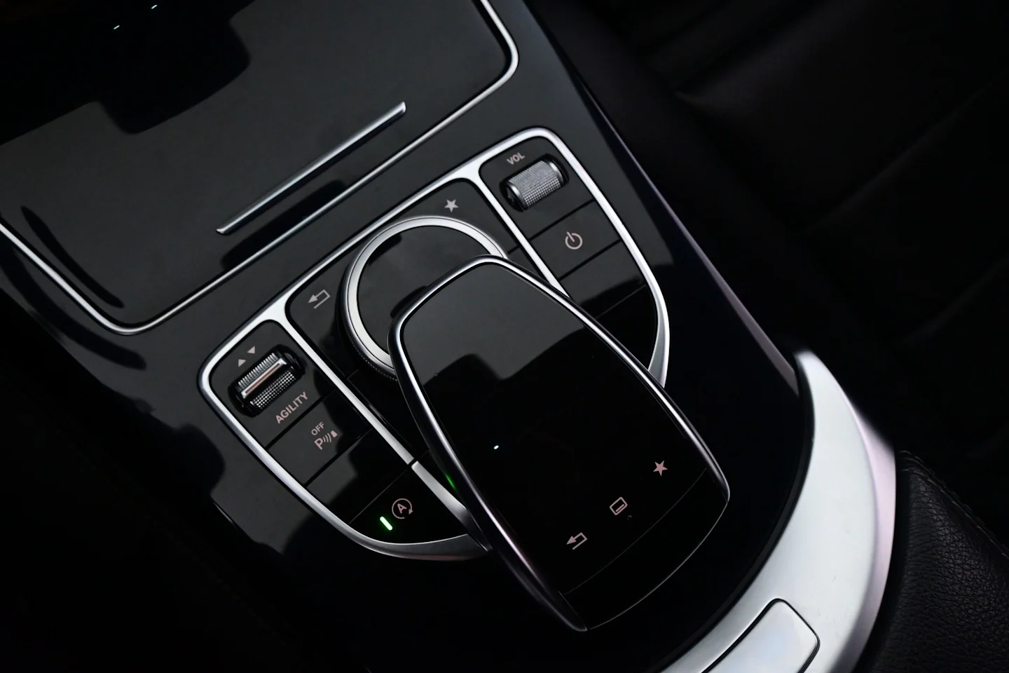 Car Image - 6n6mwhUn9Nc0nxek0Gphkm