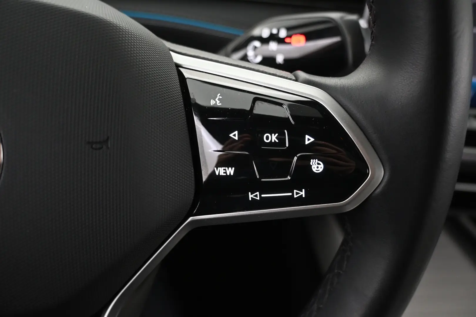 Car Image - 783IhNA1C4ttMQUj78ci8b