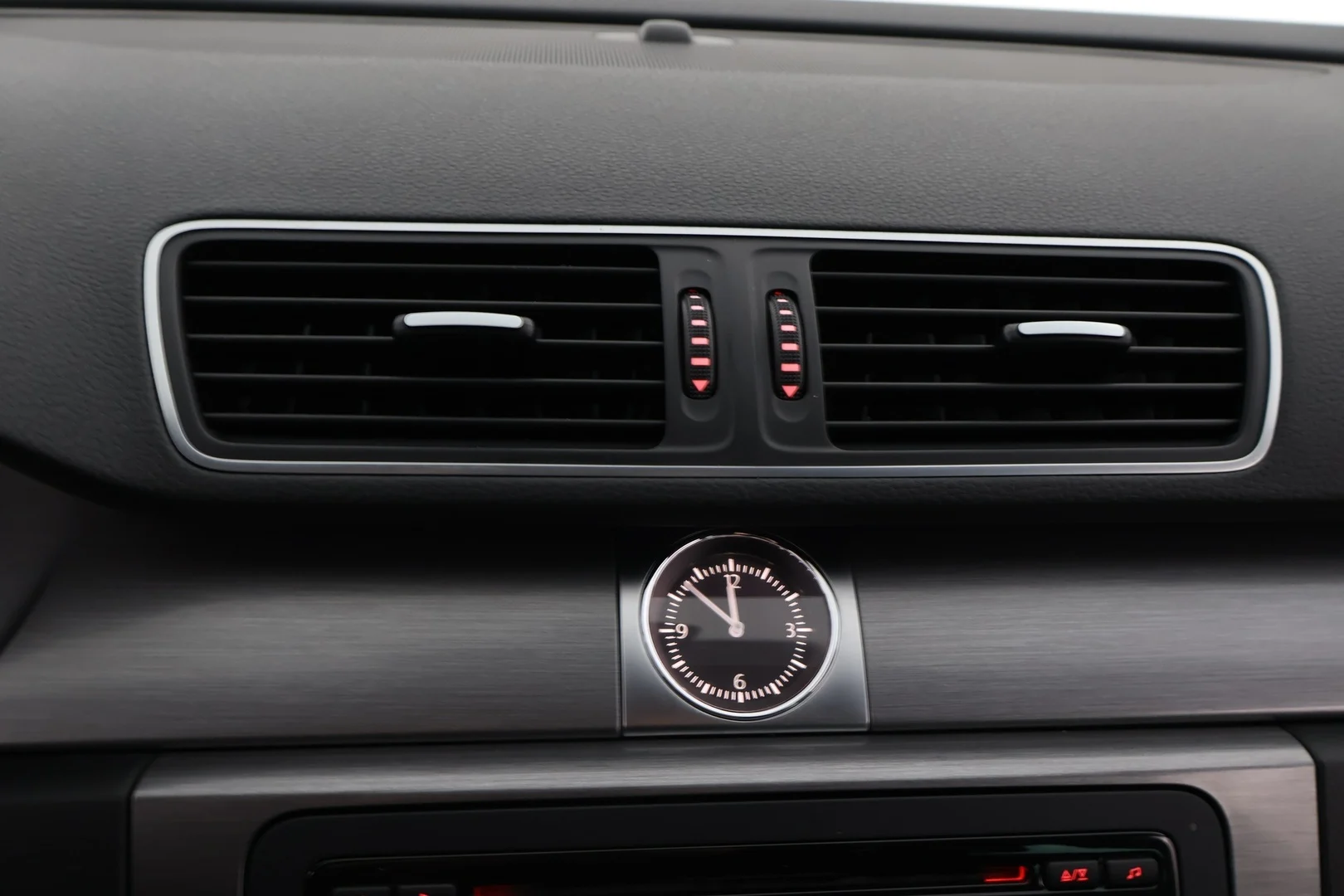 Car Image - 6q1hHbb2zYc6BLyiQheL09