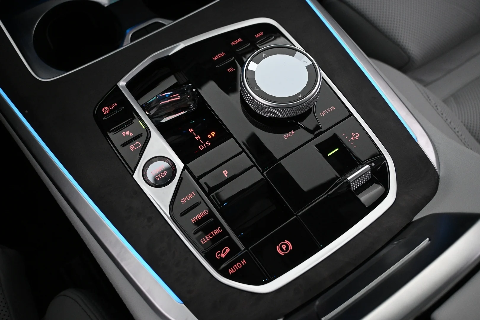 Car Image - 3Q3j5wEUcl6vJ9rBNymPUX