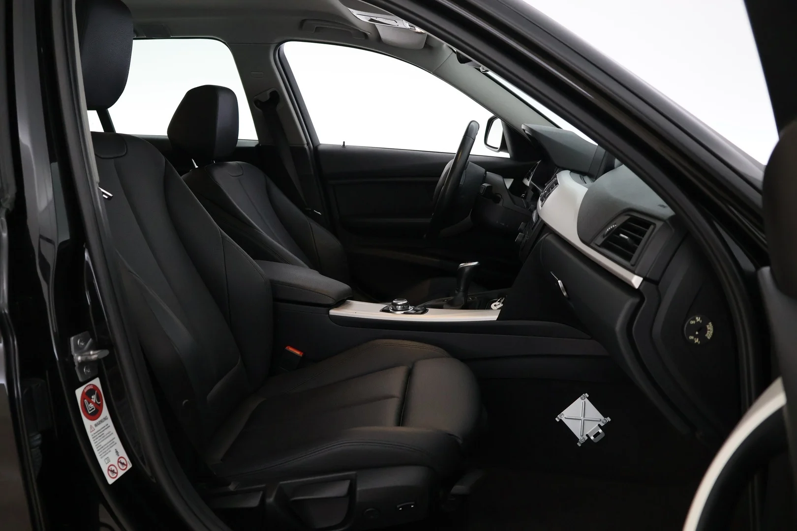 Car Image - 6iIB1xkVMS4LffP70Cuv5p