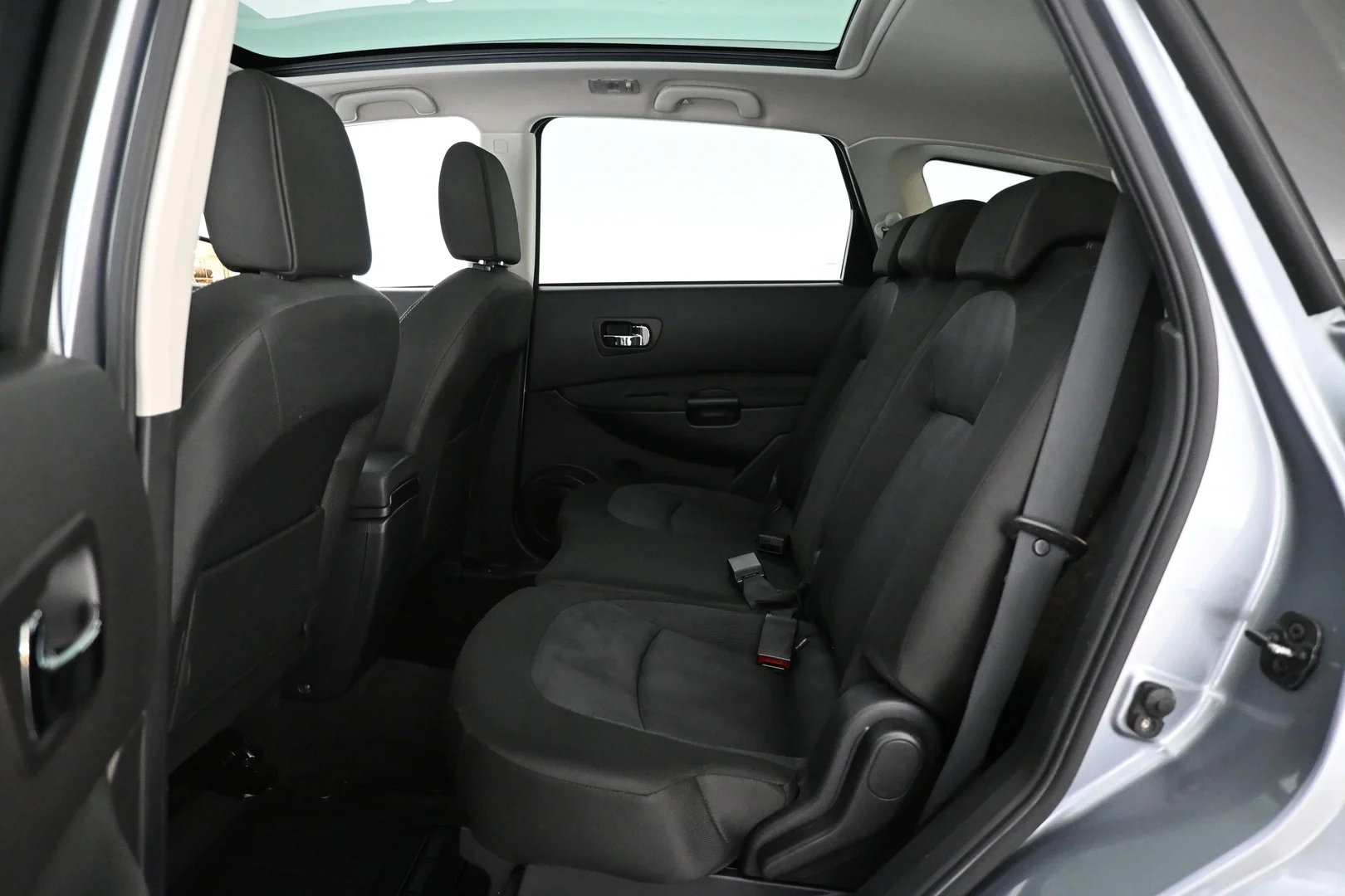 Car Image - 6JrN3gJiWmBSFj141RD389