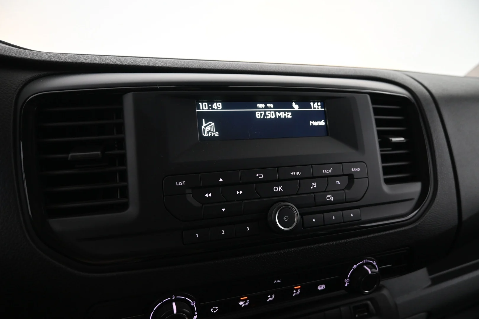 Car Image - 1lHO5GaGAEieRXZypUUPst