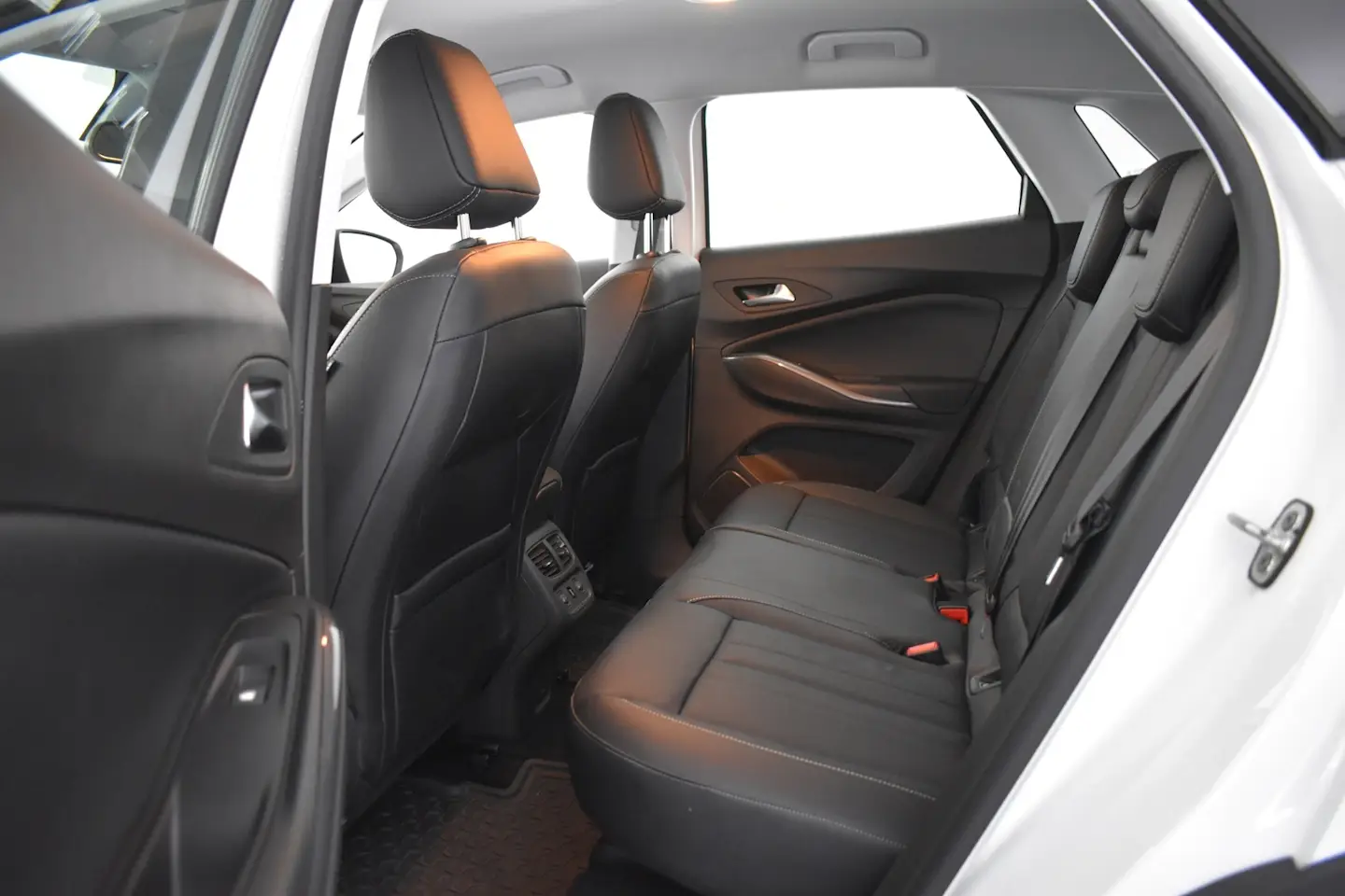 Car Image - 4h7KERum7FVmFNYCxt1kzr