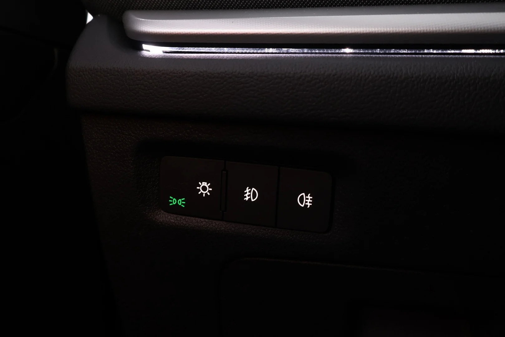 Car Image - 5puFAUe6ec9mWkunHMxYsG