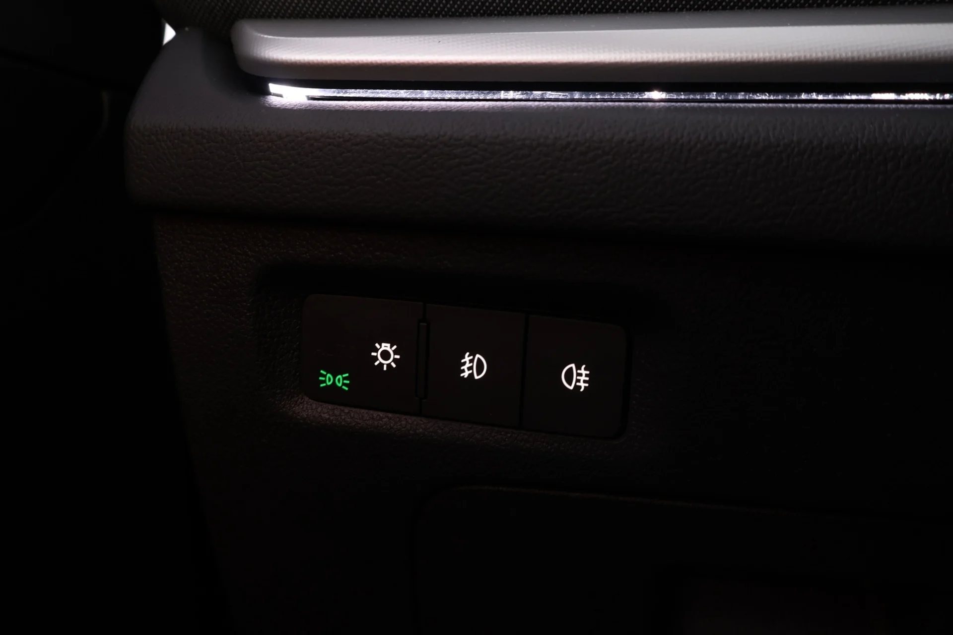 Car Image - 5puFAUe6ec9mWkunHMxYsG