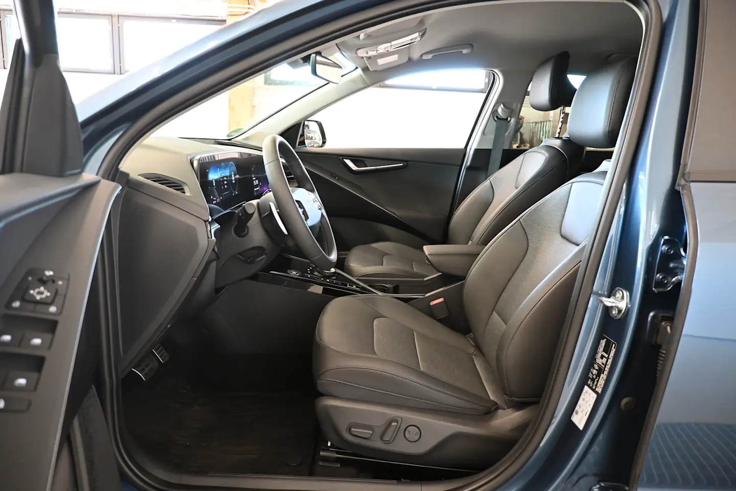 Car Image - 3c08YlzUougQkd9UJLWsWo