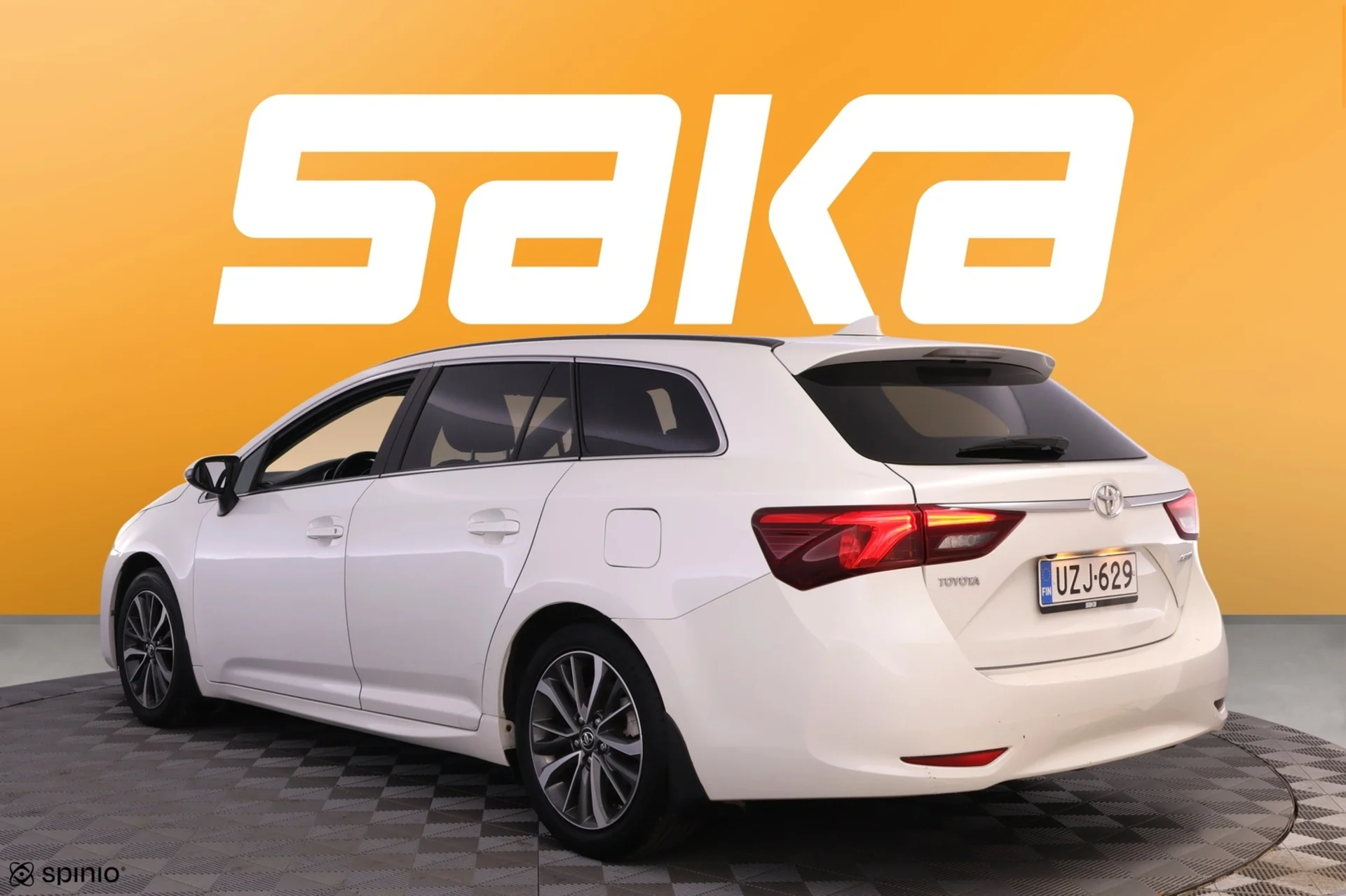 Car Image - 2asLIyYU7LGdXux2GVtLRn