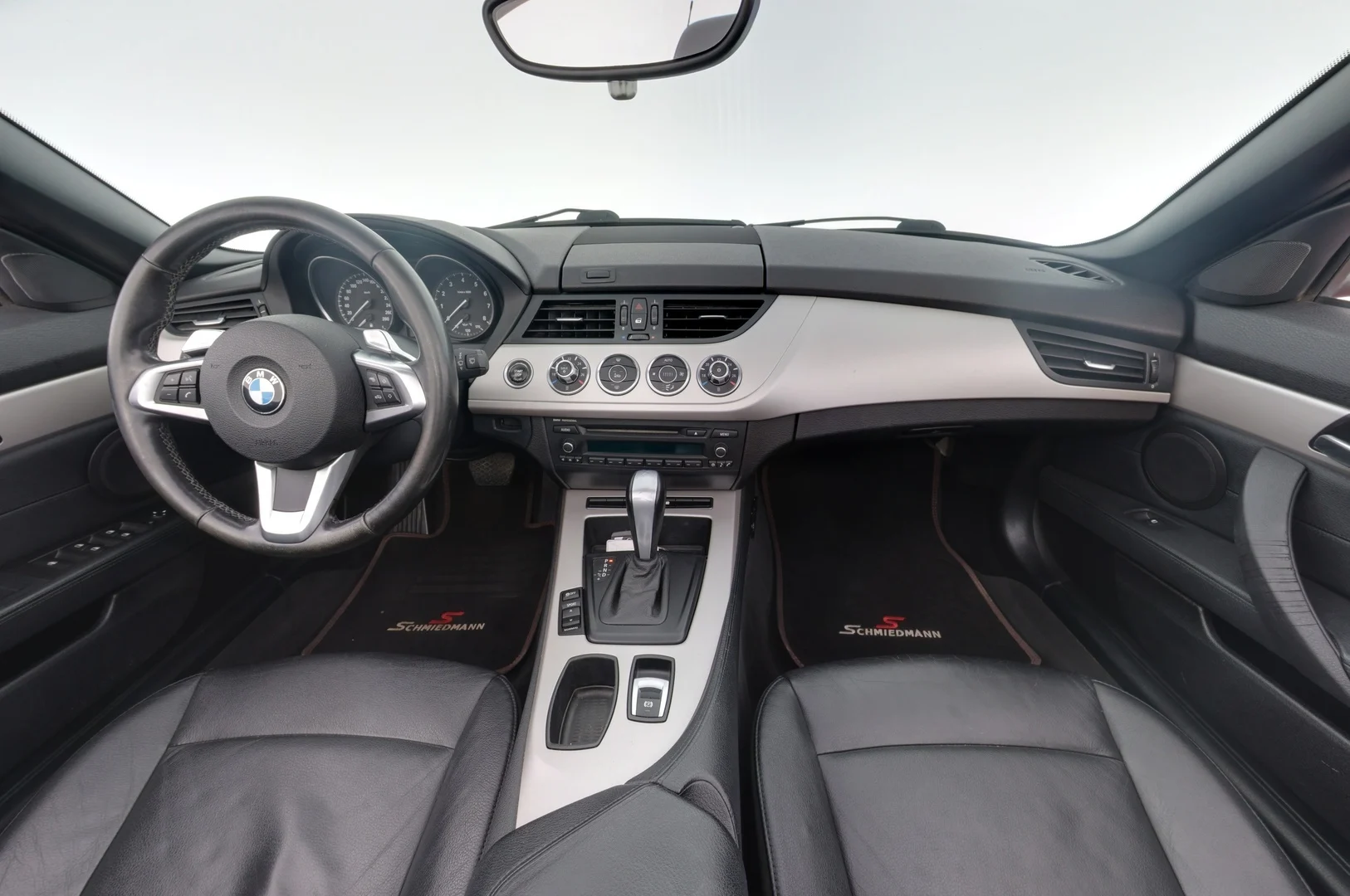 Car Image - 5lUQUebmsQRbbZnZo0zXfK