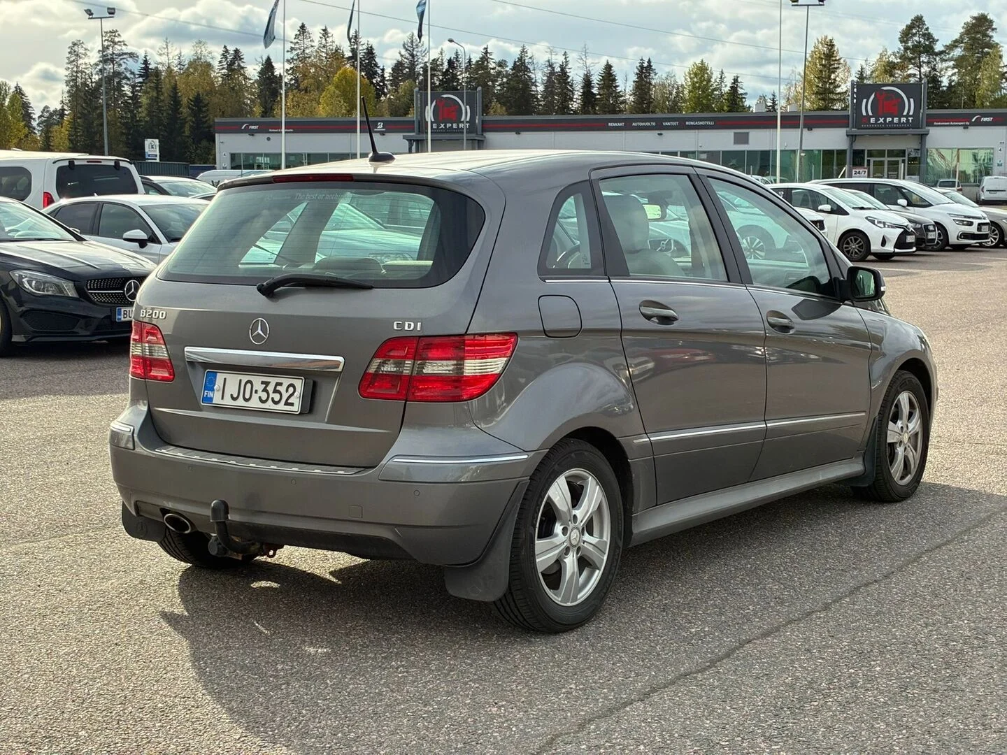 Car Image - 1OxsYQblN7dKr1opKKCdrA