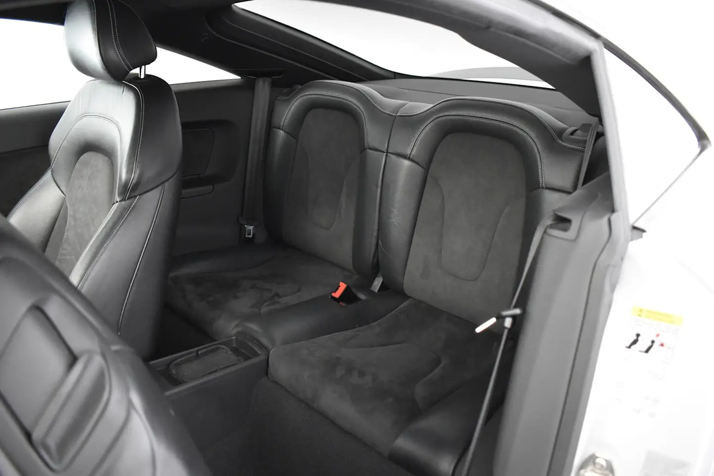 Car Image - 5qE184vT2qtclcE37GxlMZ