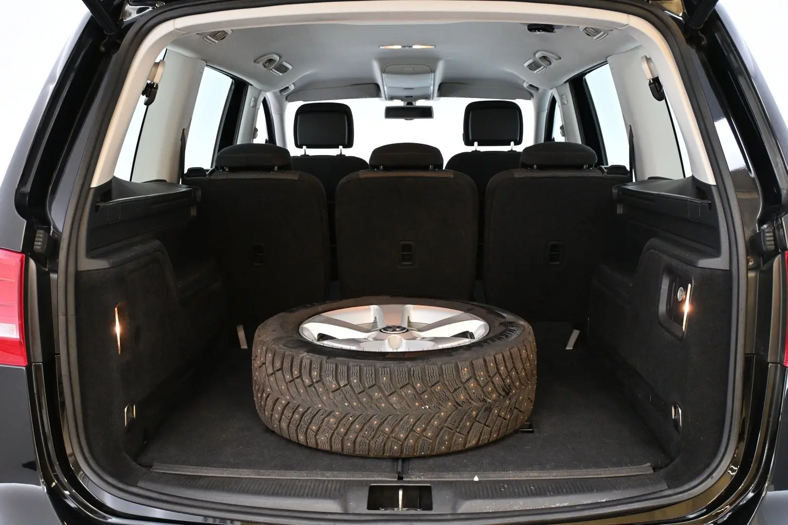Car Image - 1JSgHGpLjeHgBlrSylNeNk