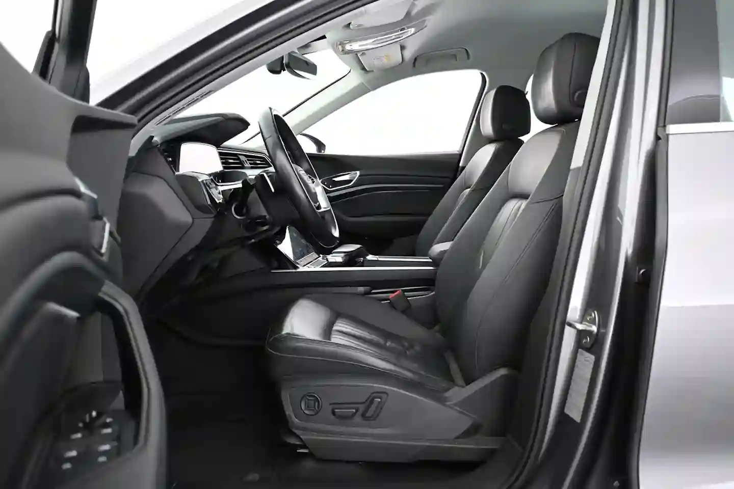 Car Image - 3oybUdBvGjiW7gJNkC1Sdw