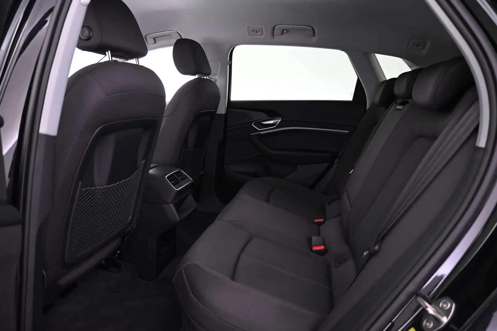 Car Image - 3T1cjXgriZttykpeS5iboj