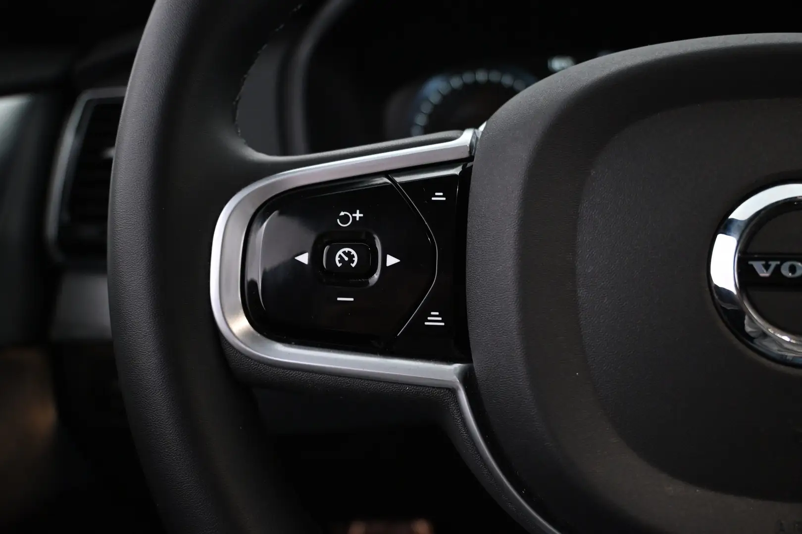 Car Image - ItALYdJP7EZOMWlFakrZF
