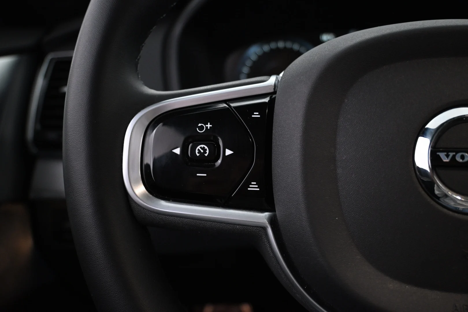 Car Image - ItALYdJP7EZOMWlFakrZF