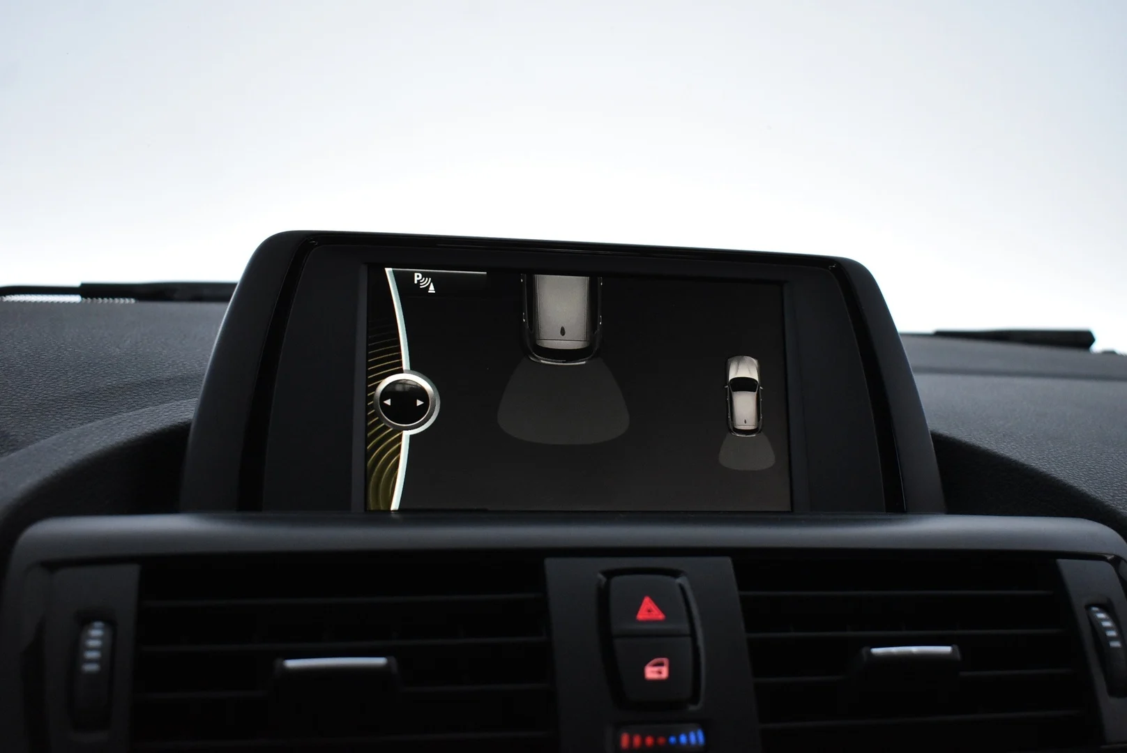 Car Image - HMne8jxmVP77YF3Ns0VhR