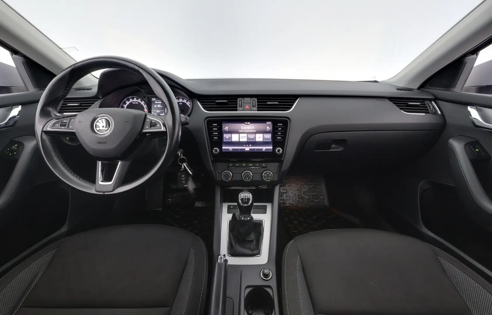 Car Image - 5UxozruUhcRIn5c3jeUMLm