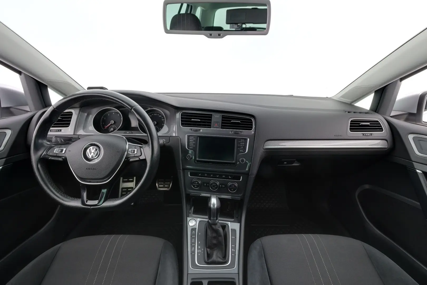 Car Image - 1qEvcjKuEgS4gkEwTjCNqj