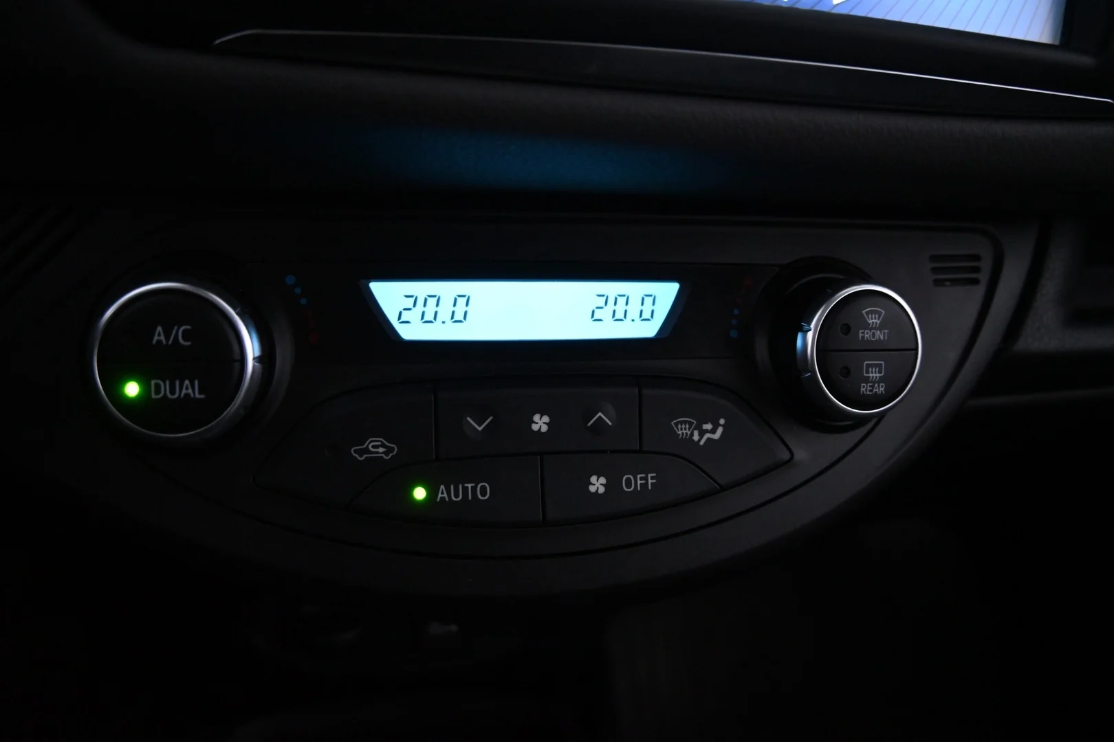 Car Image - 1EBQRO3plQITQhYzzvCASX
