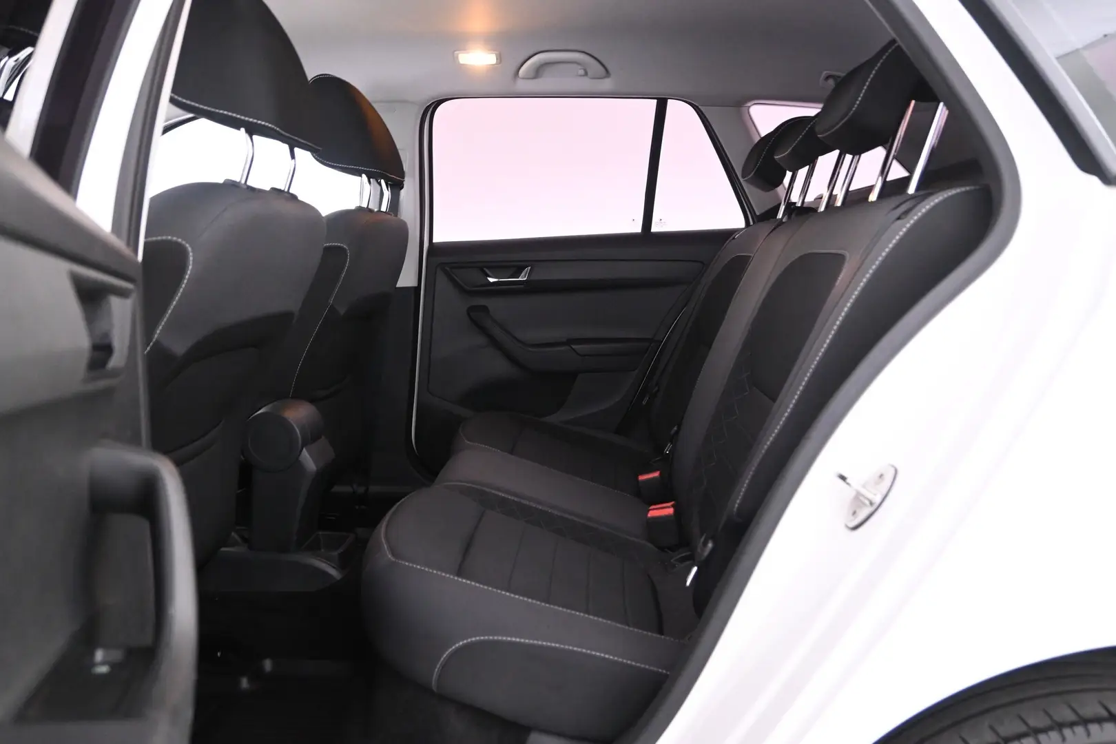 Car Image - 1HLuRVWYjBVb0U5lgCuk3x