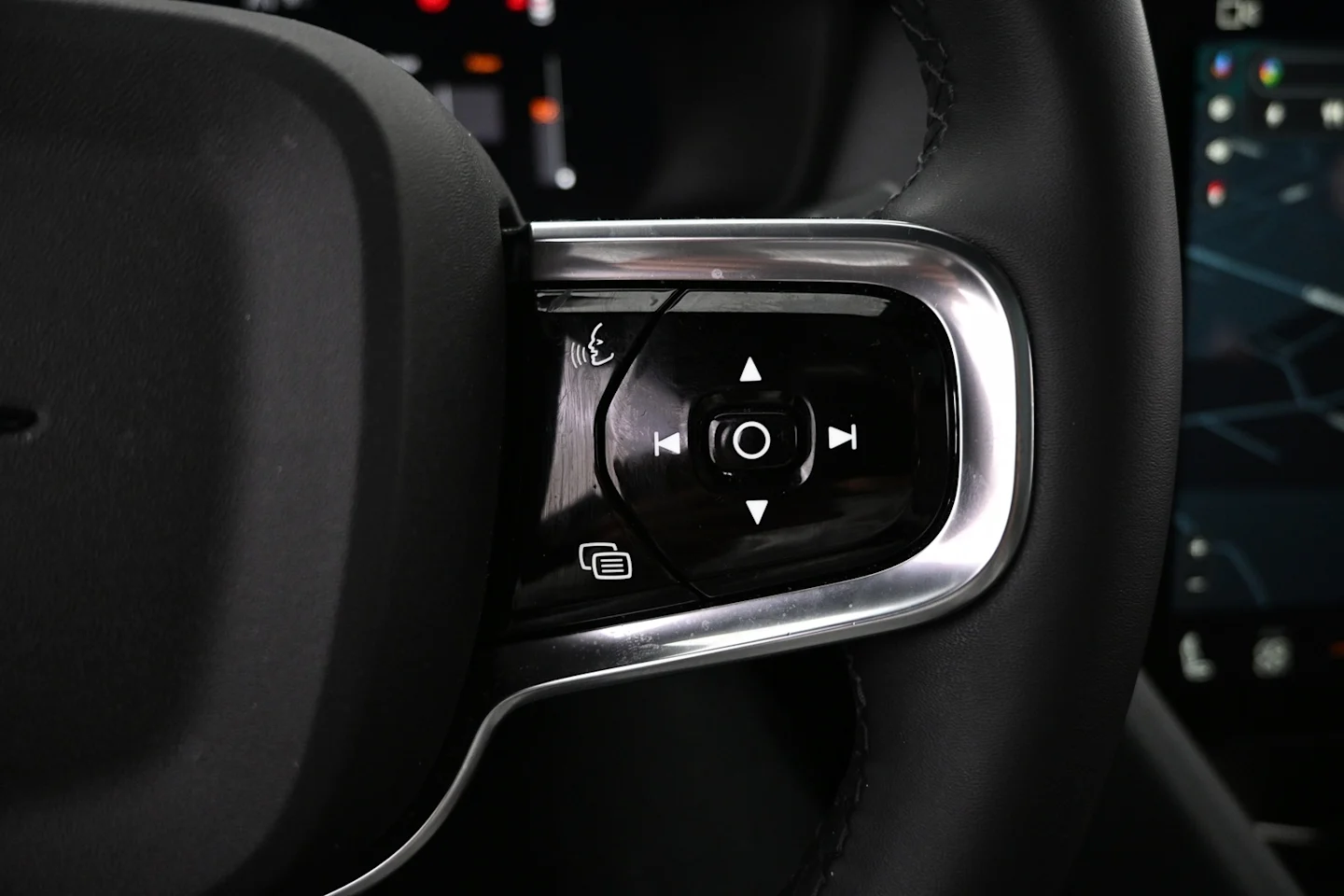 Car Image - 2NcqnRqJNnWgCmliX6JYAN