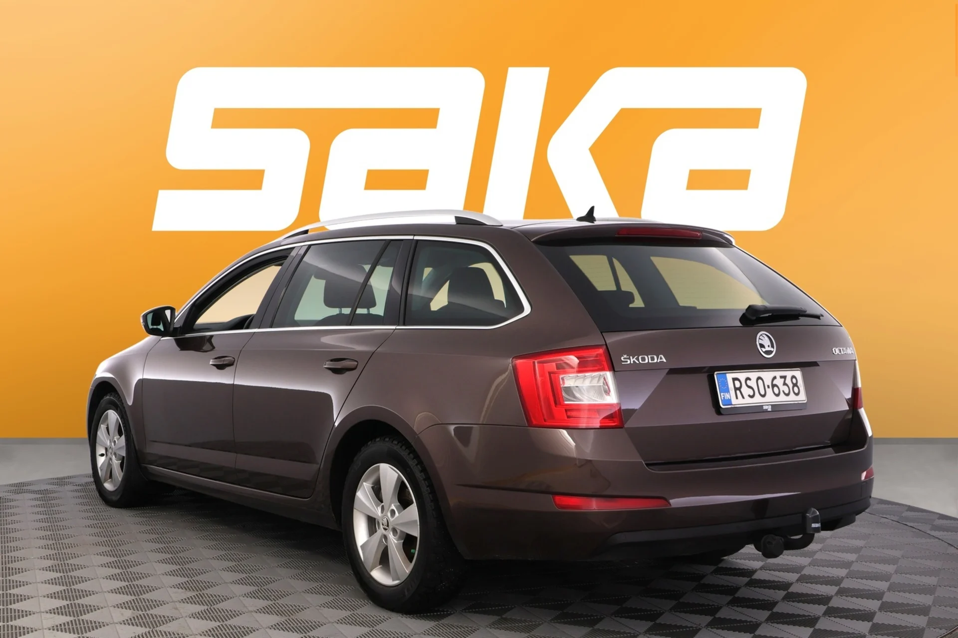 Car Image - ggi6FaqaENbQDowsZVg5Y