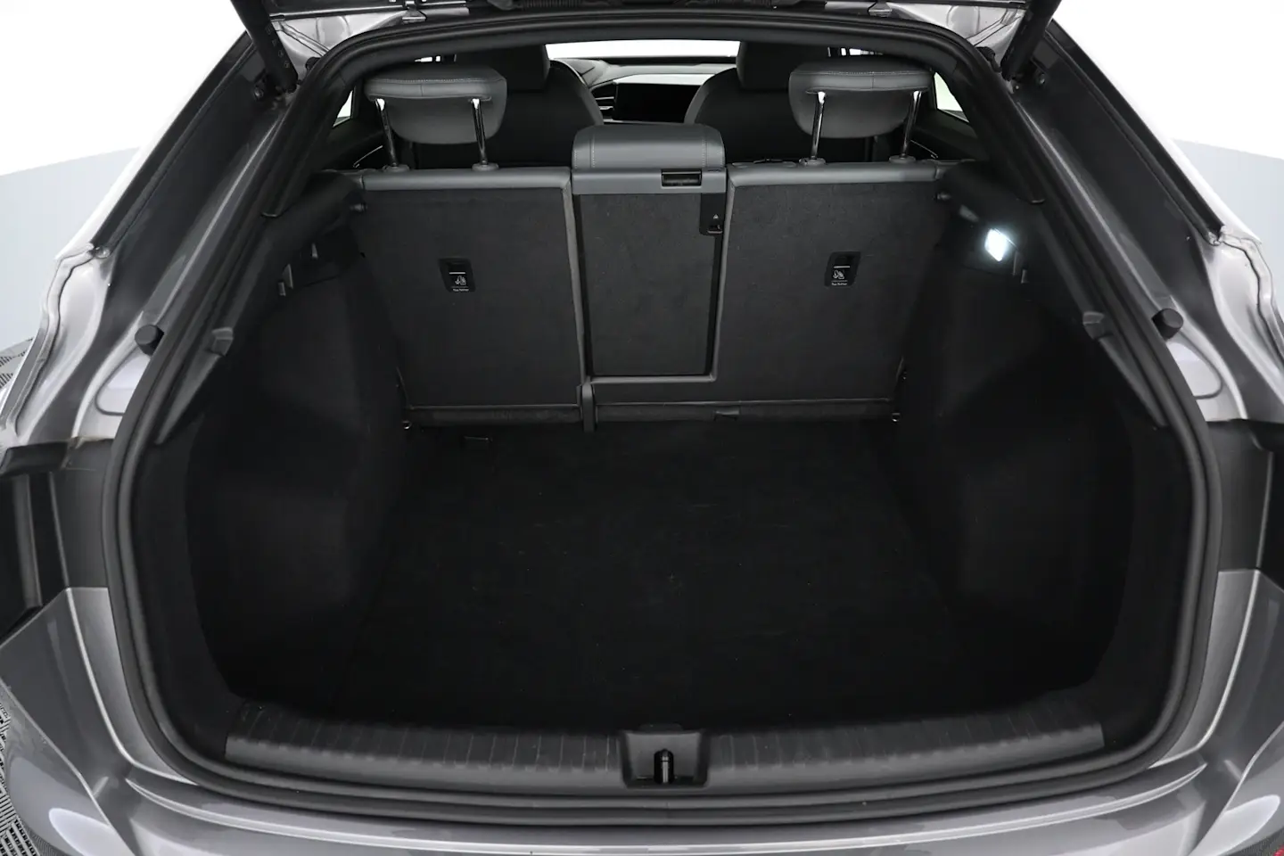 Car Image - 4f6lcNLgF0QAo1QeT6K9f1