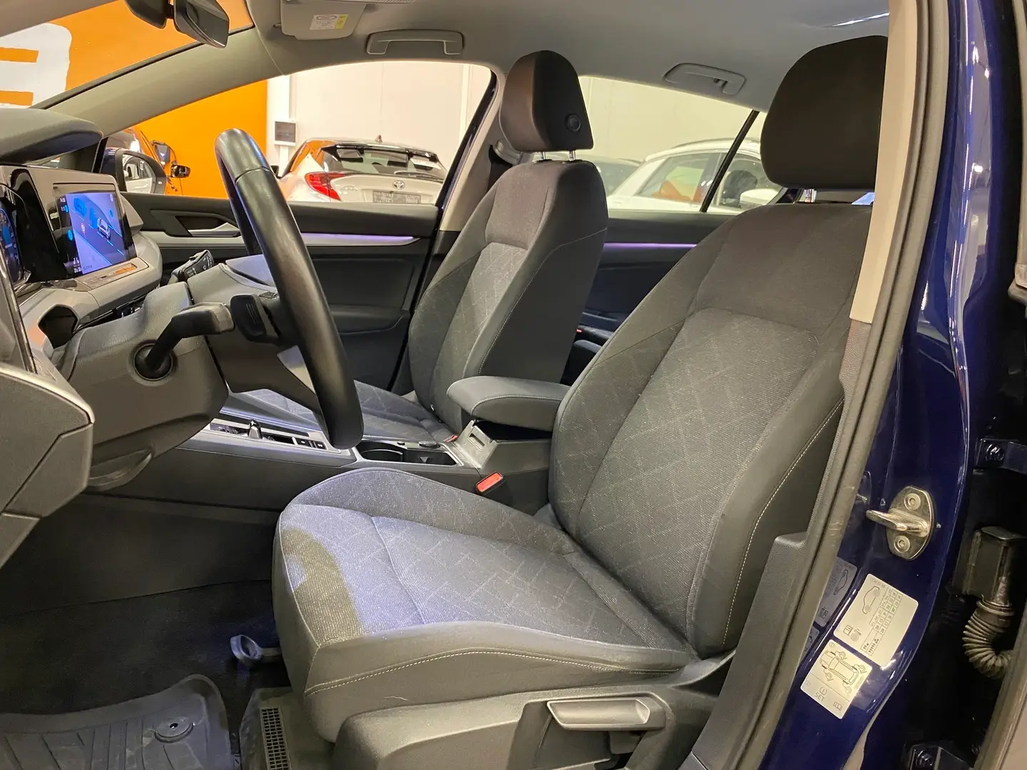 Car Image - 1Q6ZXS7YkyhwXX4VEd8rFe