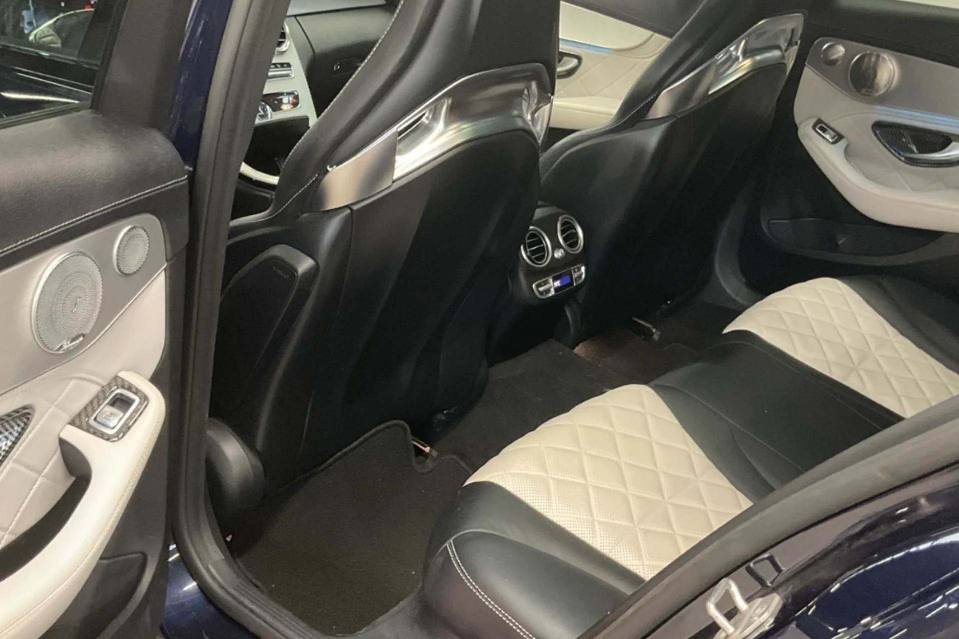 Car Image - 5luTg6weZKijlgOq47qtJN