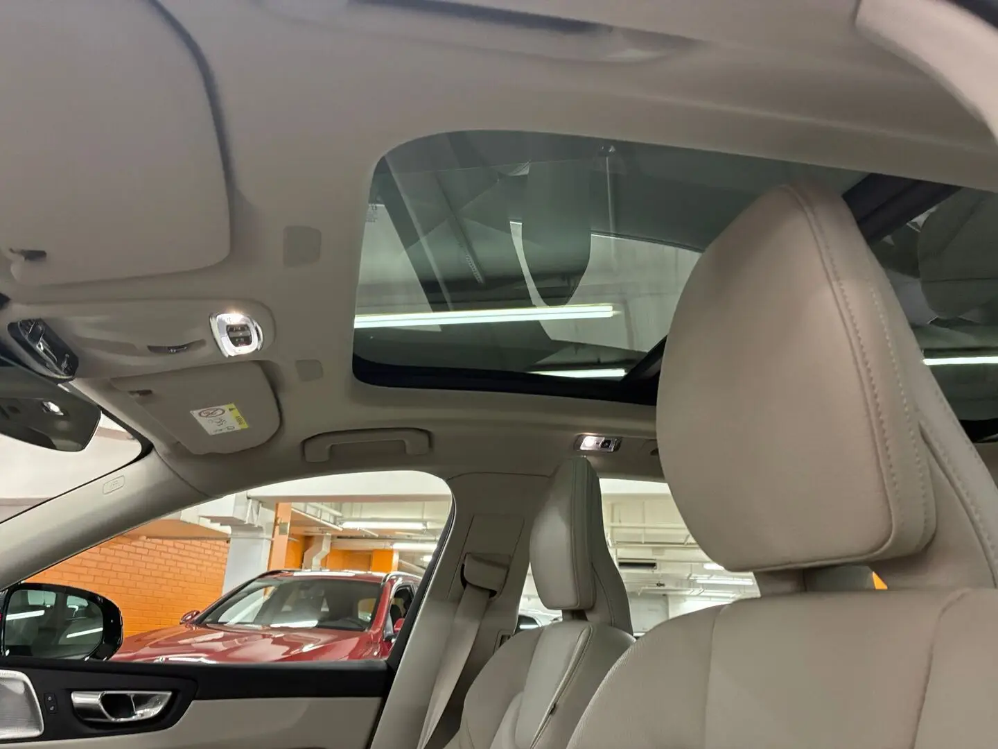 Car Image - 7Iz5fixtiP8Q3996VN07Yt