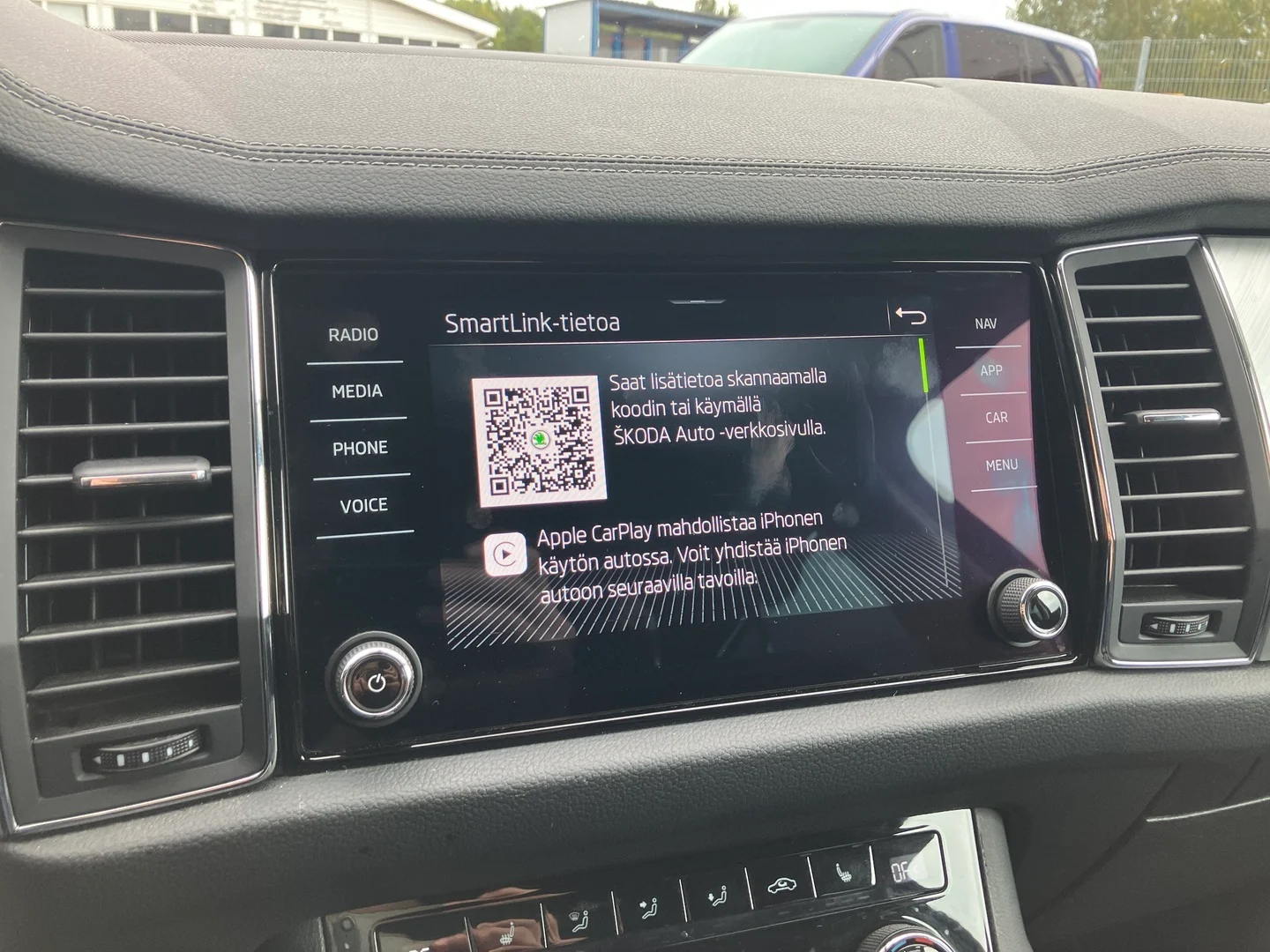 Car Image - FZcZmBvXsrdqV9vLdm3NM