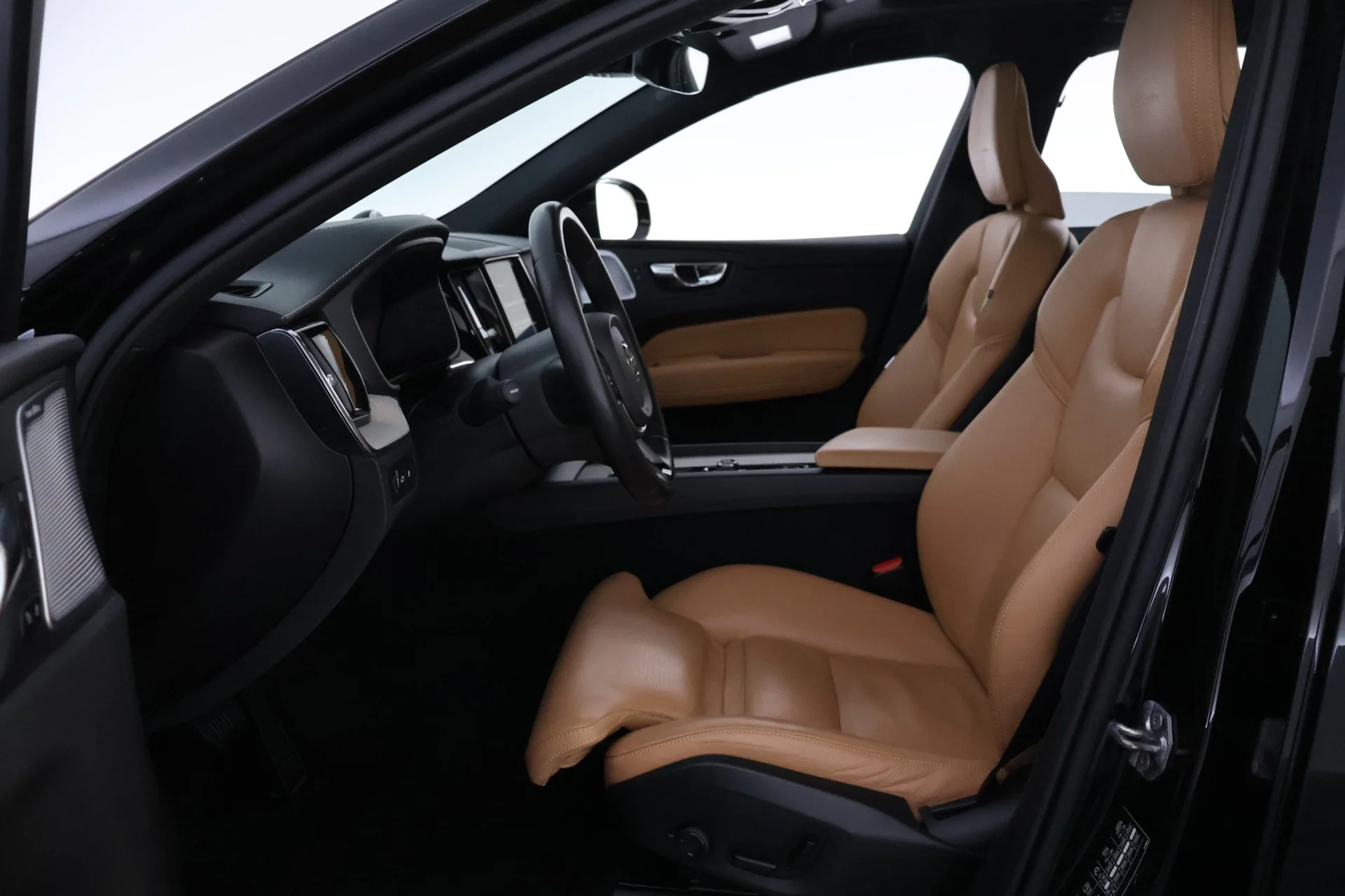 Car Image - 3r8q1zCWIIBLgrPknkBXI6