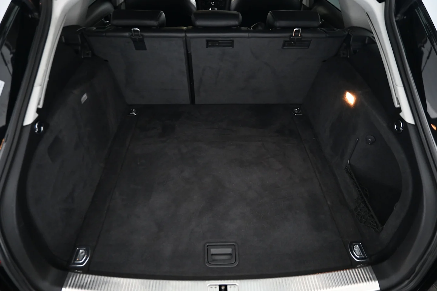 Car Image - 6kpfvQDEKedfsMrn5d0Ei0