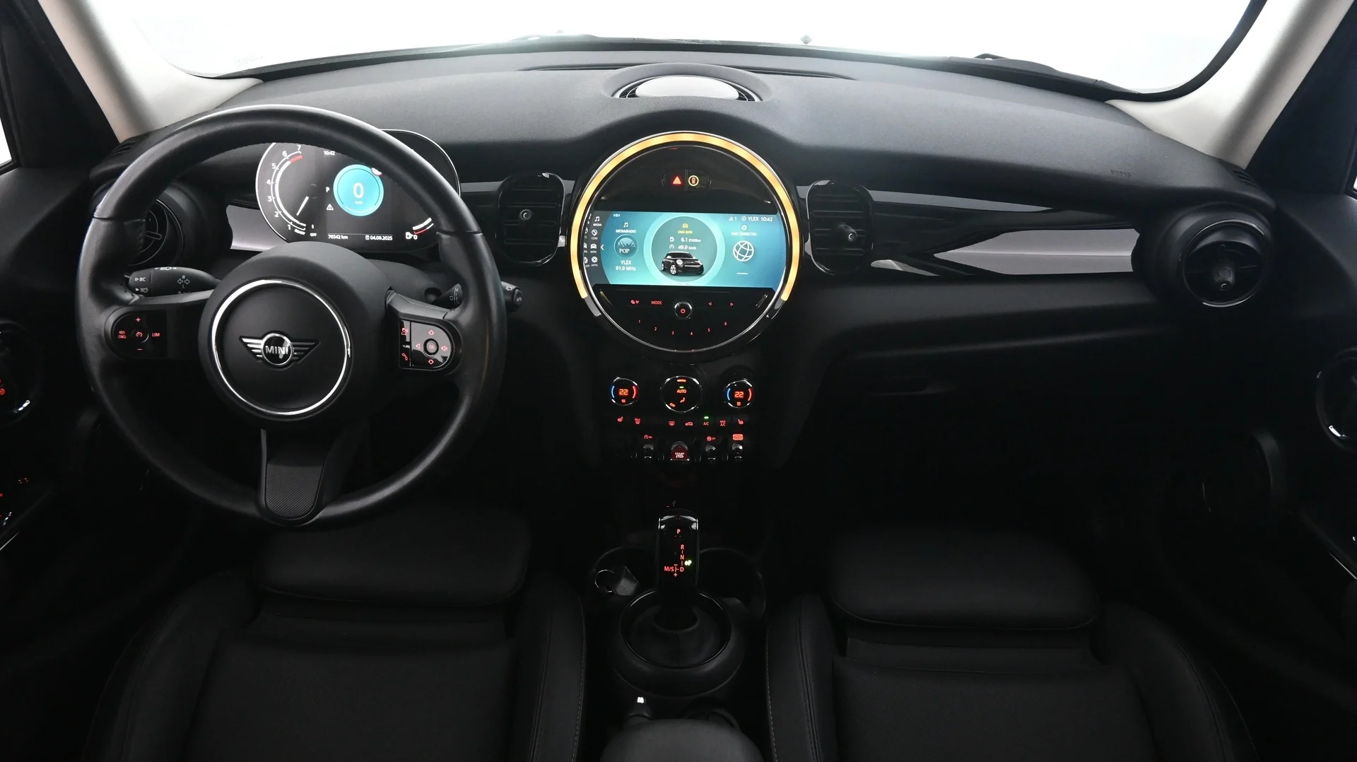 Car Image - 3LUplsOJGpRtiVZJEsL2nr