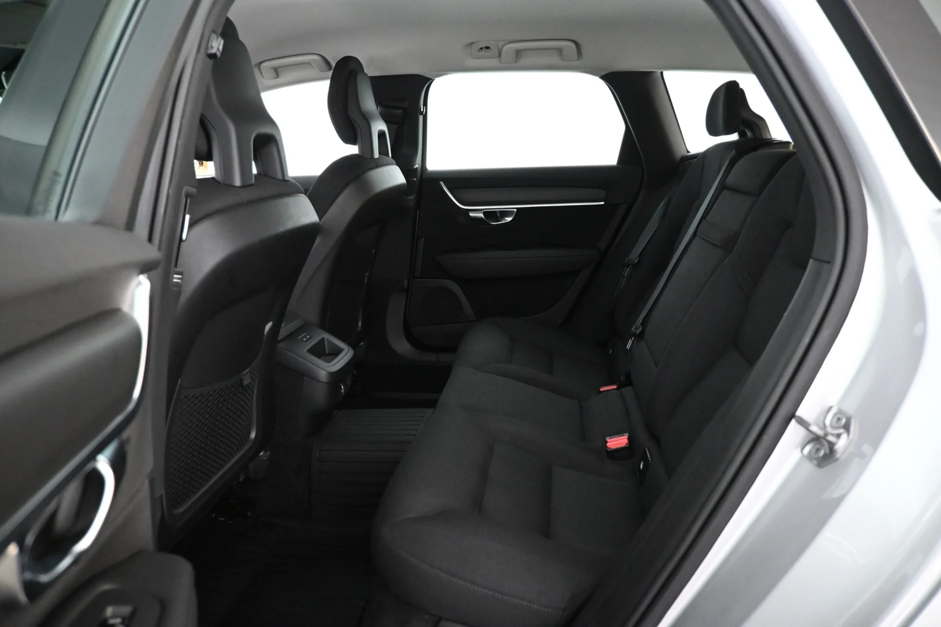 Car Image - 2KA6xrBdKg0Xnuvqm0AMhf