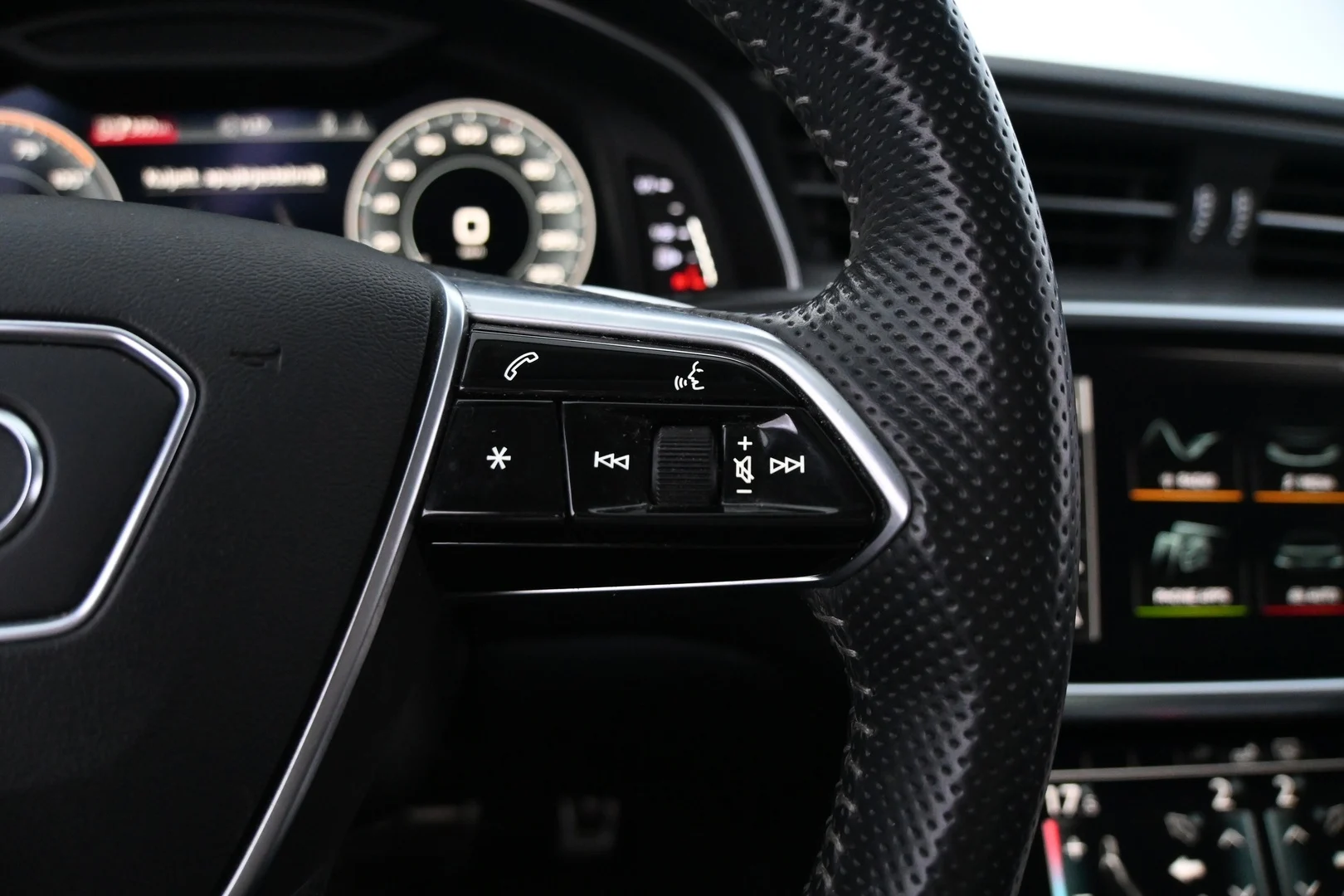 Car Image - 6IKm2cX4jybm5u0HHEFy8t
