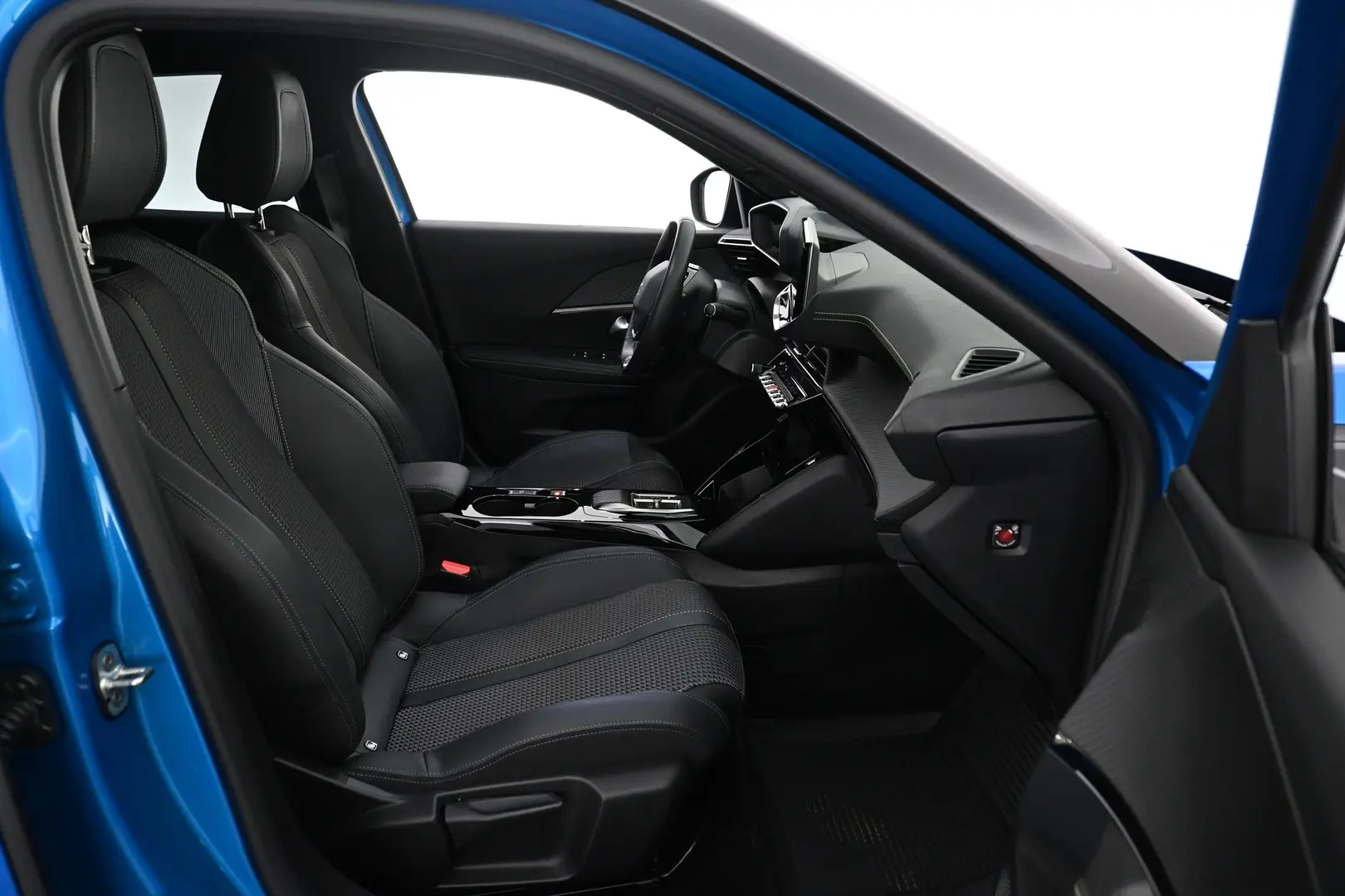 Car Image - sXxo6xBxXp7fKdJaGDMiL