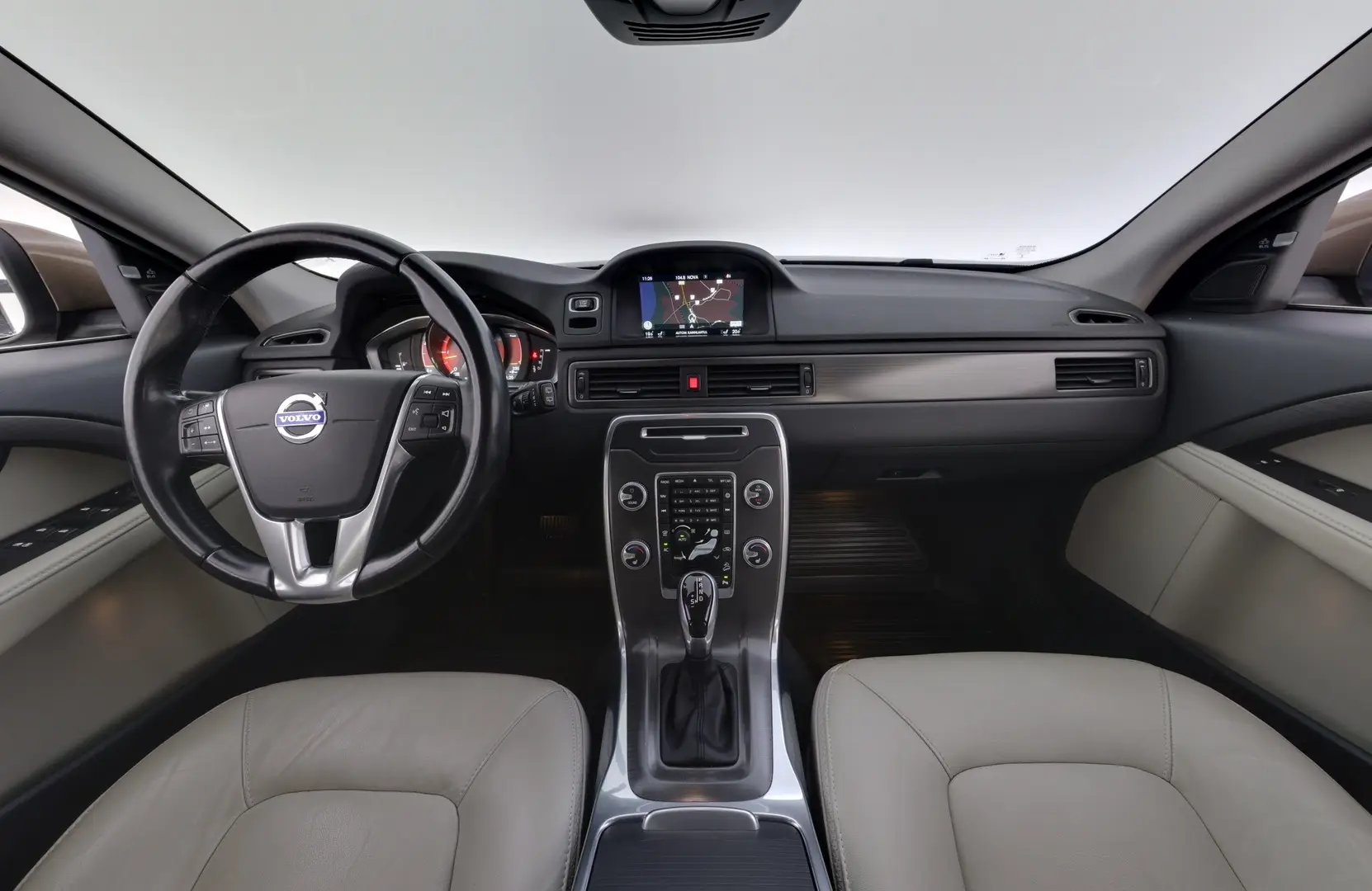 Car Image - 3mNiNTfP2GxawDgCaOcXdj
