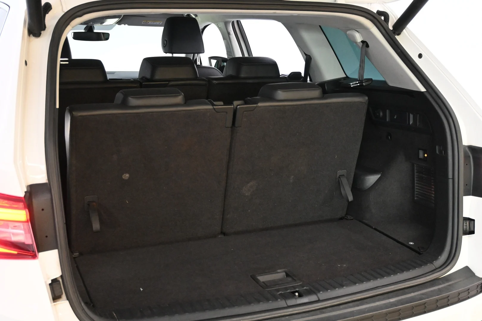 Car Image - 3i2s2QCi35NksRwDAFWeVC