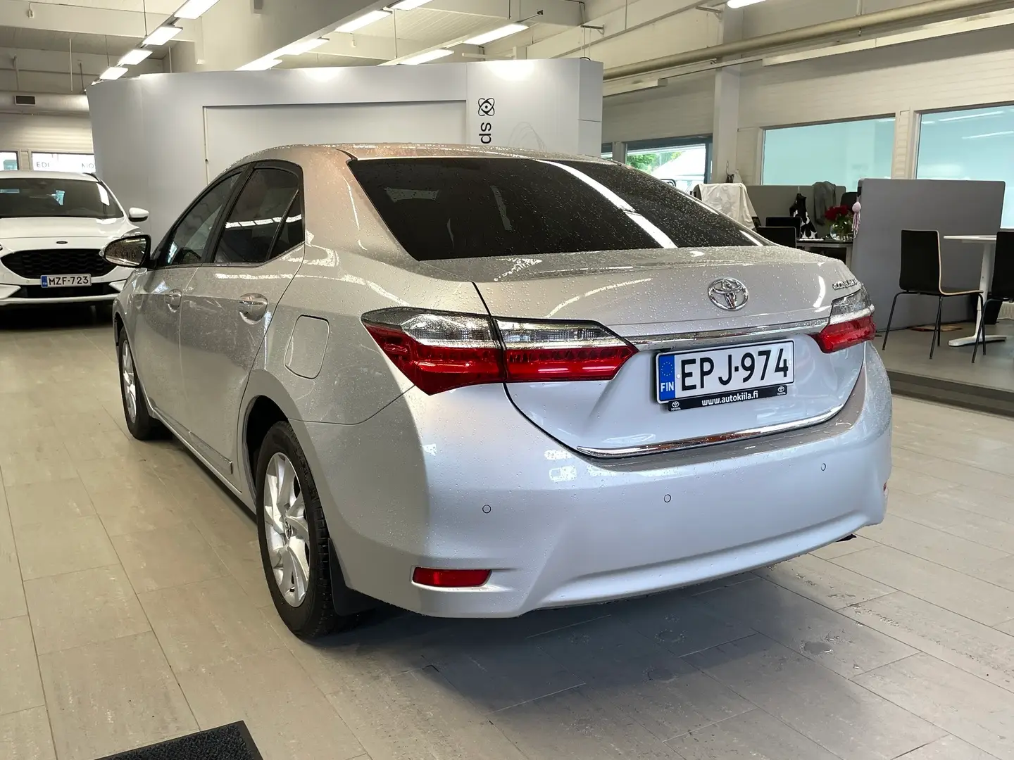 Car Image - 1pILO9s3HZHeh5y36mQdDI