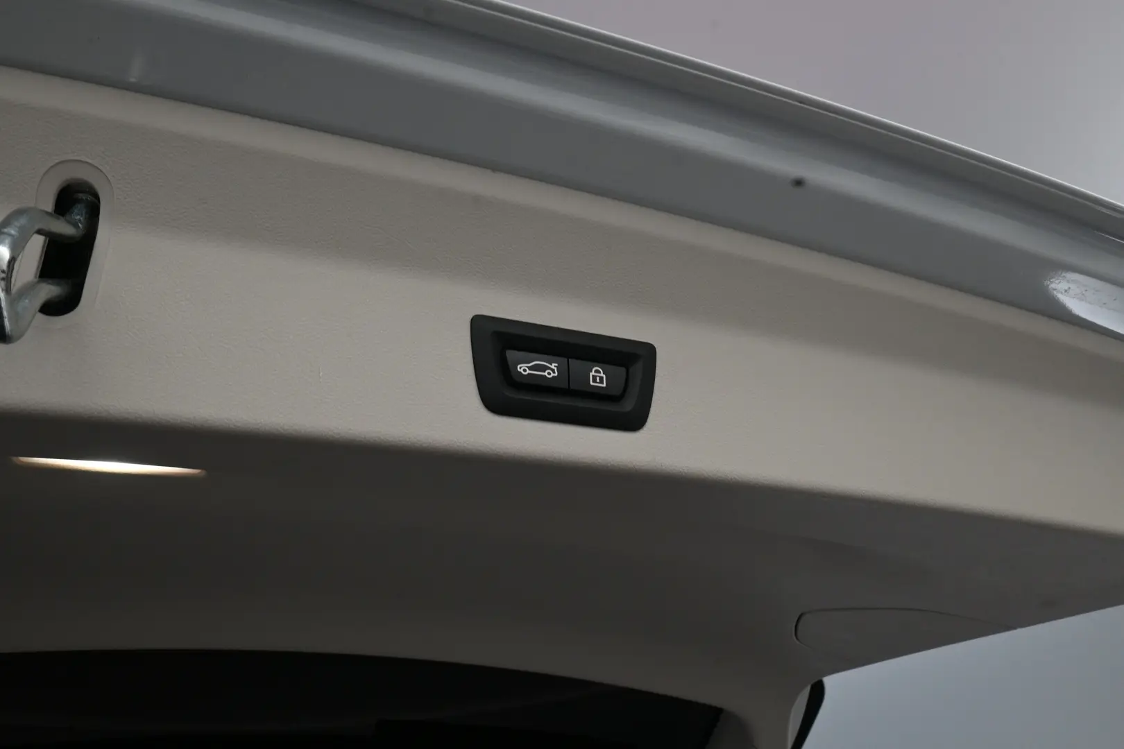 Car Image - 2U58Eq5TmnlAiijkTQeAl0