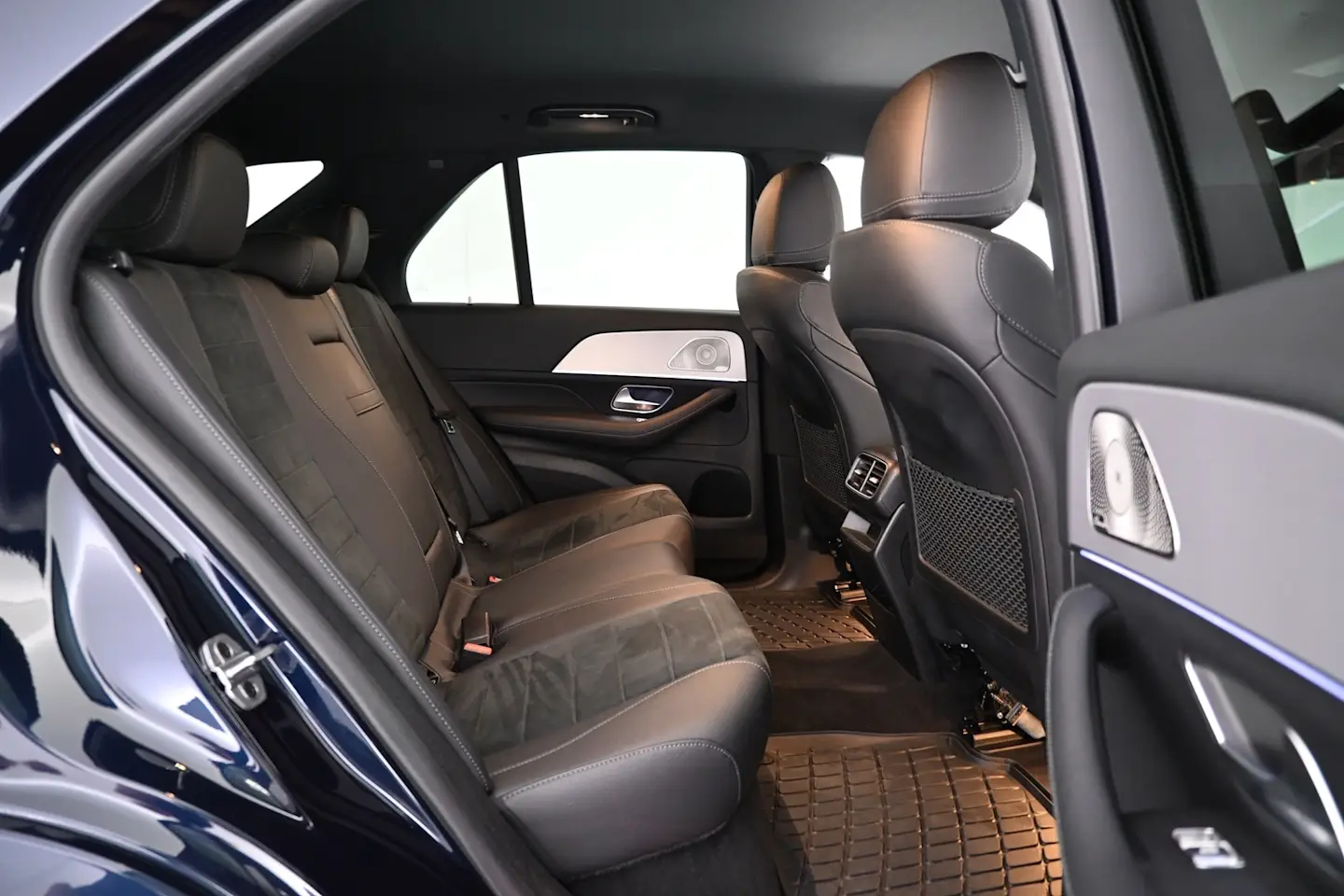 Car Image - 1sX3gko0gY3sIeLx3uAjLo