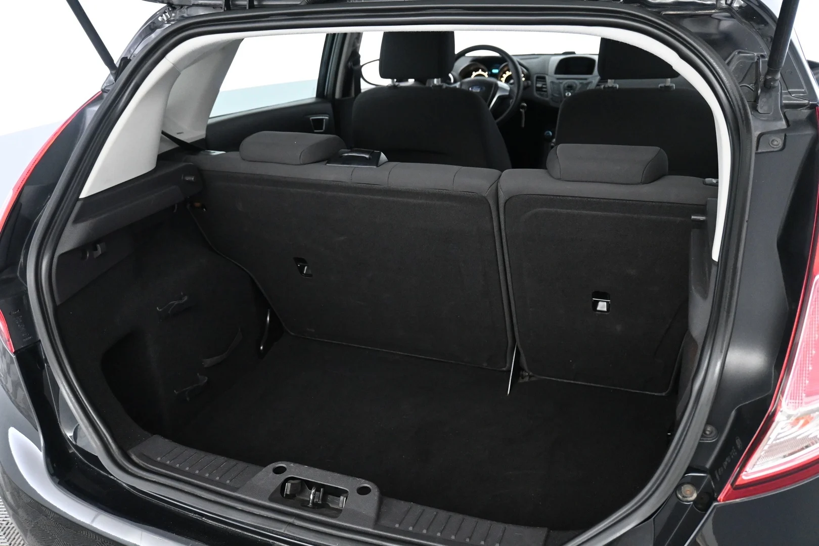 Car Image - 7AqtTe7gI0yR1N2cCEEOnH