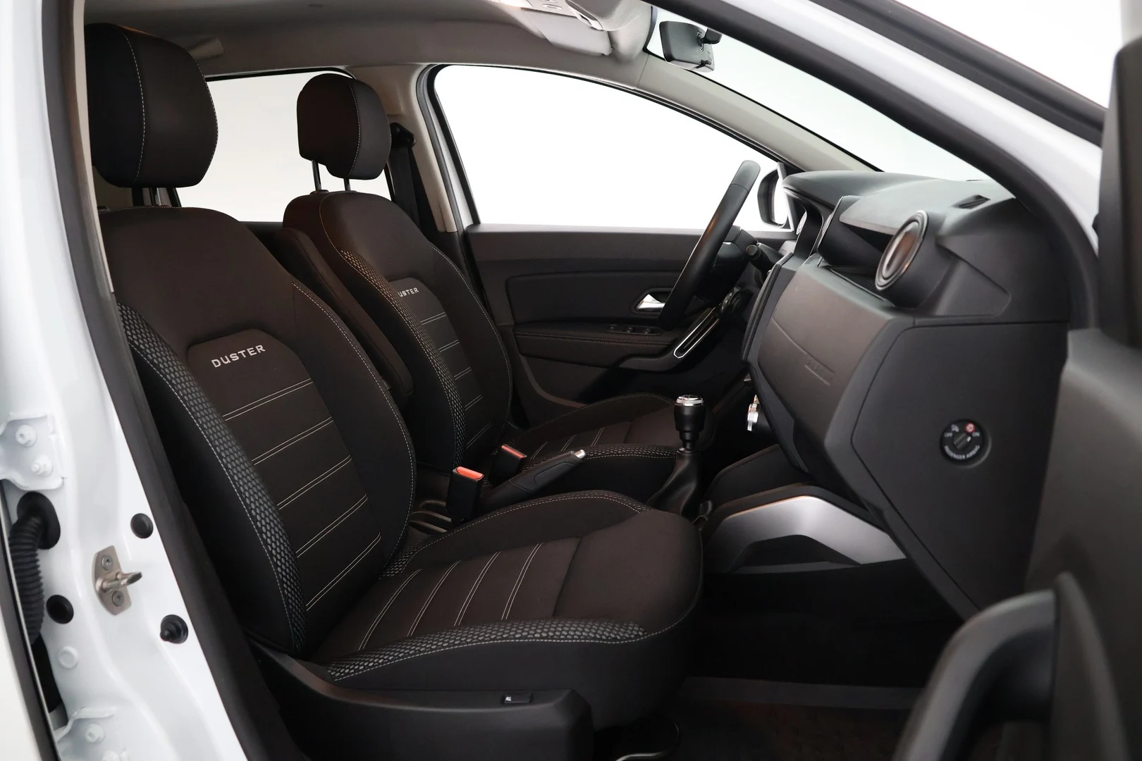 Car Image - 37nuDJXkrvg5Ae1jixYxDC