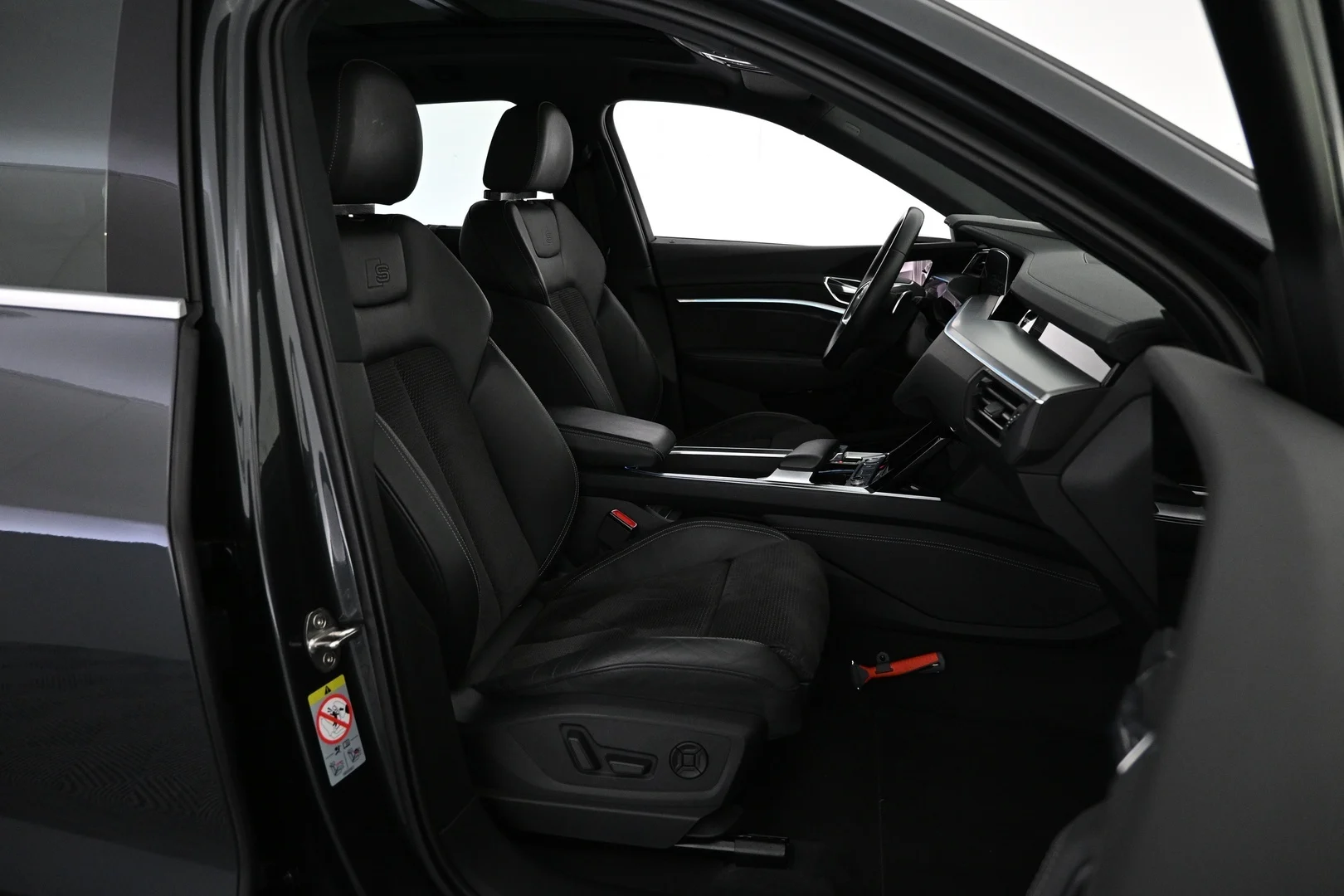 Car Image - 4jylw71Q0ntM0y0US8IULY
