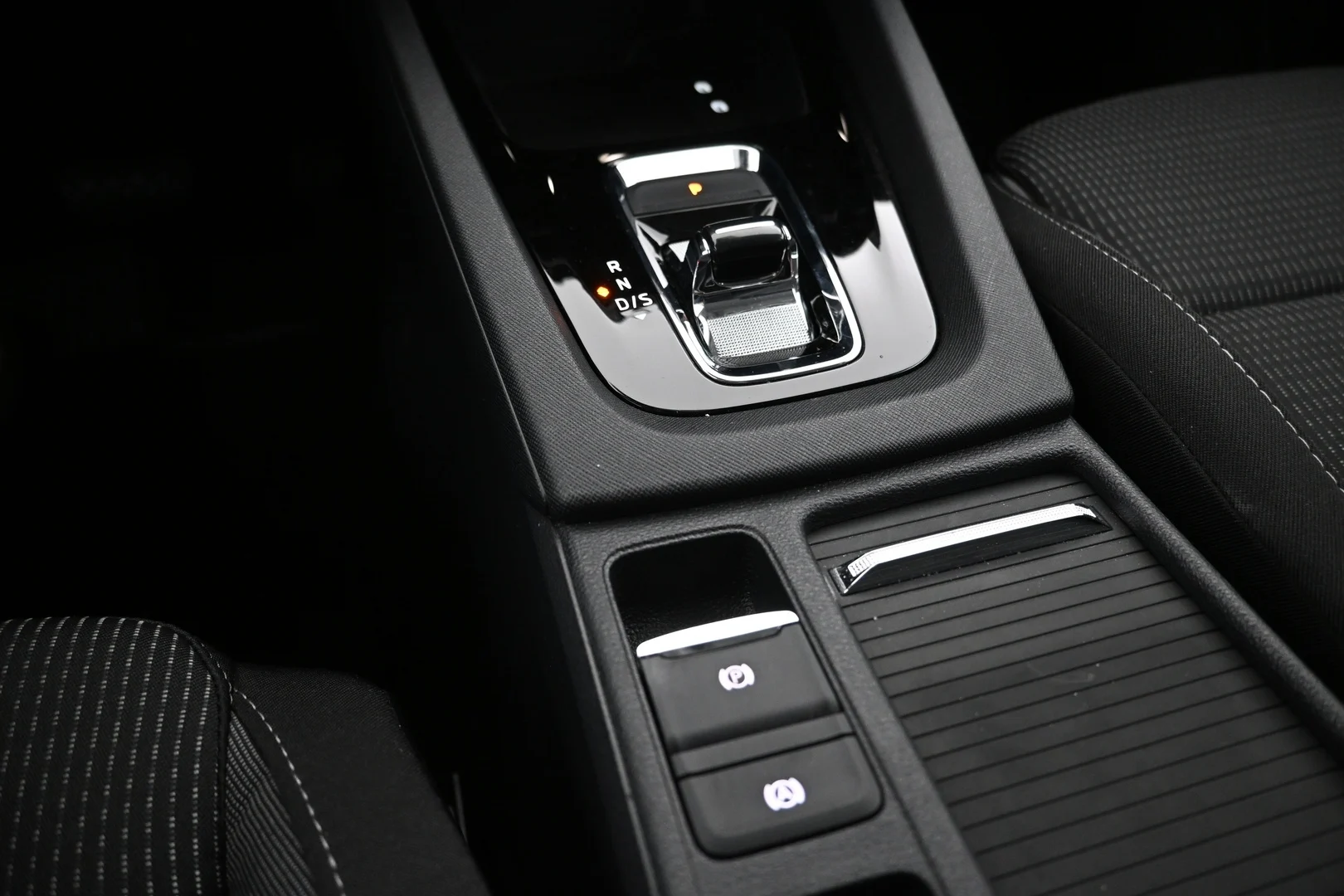Car Image - 58dd5GP6ja3MqoqdpIEreW
