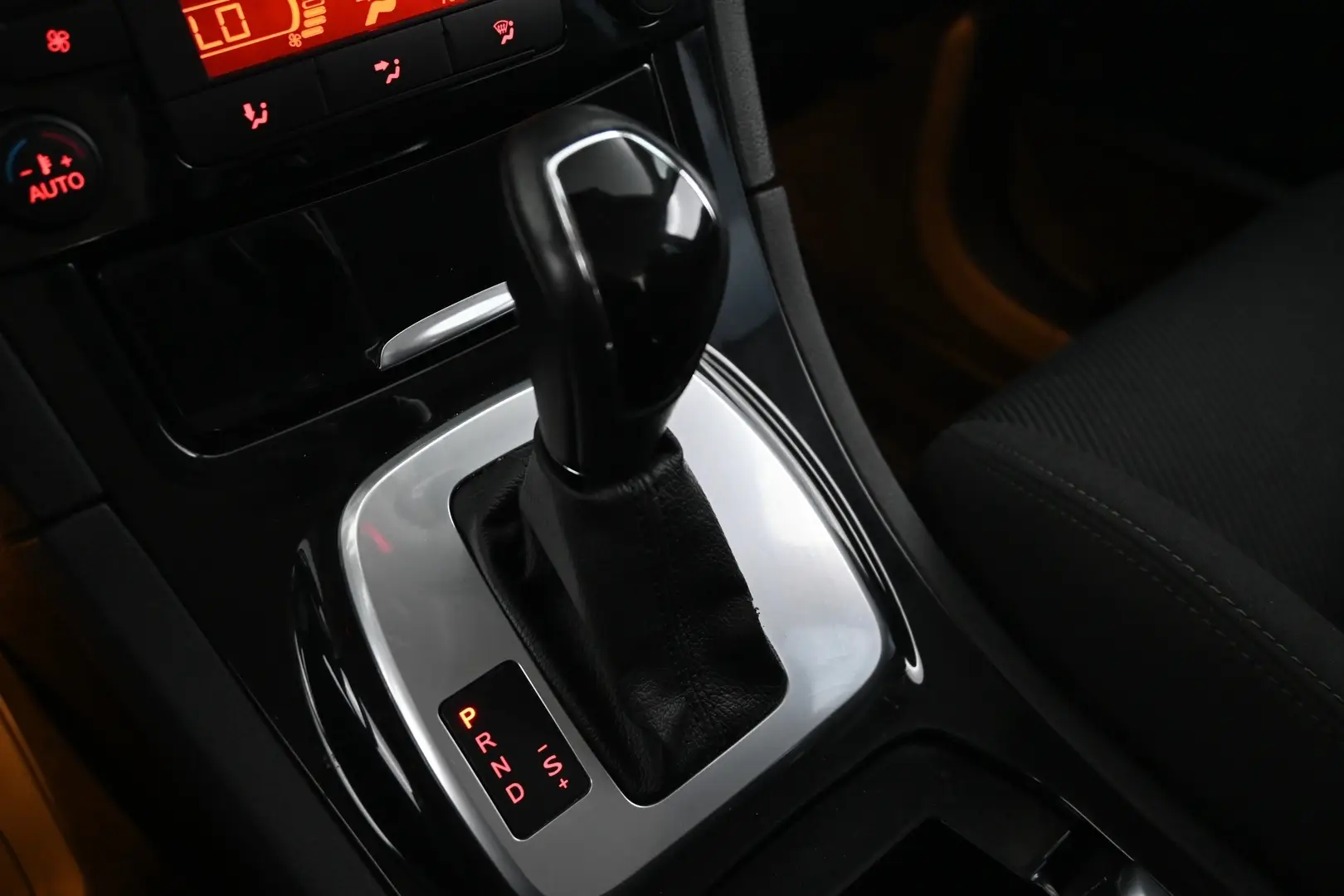 Car Image - 3VviB4gnNSa188tsxtNJj0